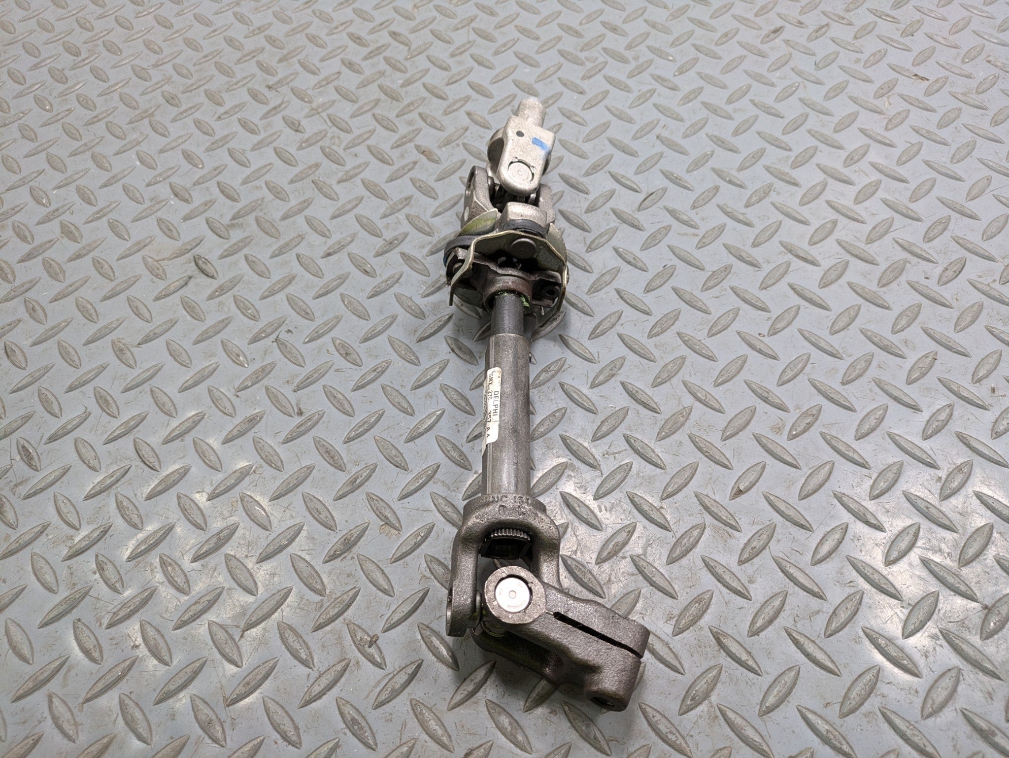 00 - 05 CADILLAC DEVILLE OEM STEERING COLUMN INTERMEDIATE JOINT SHAFT ASSEMBLY