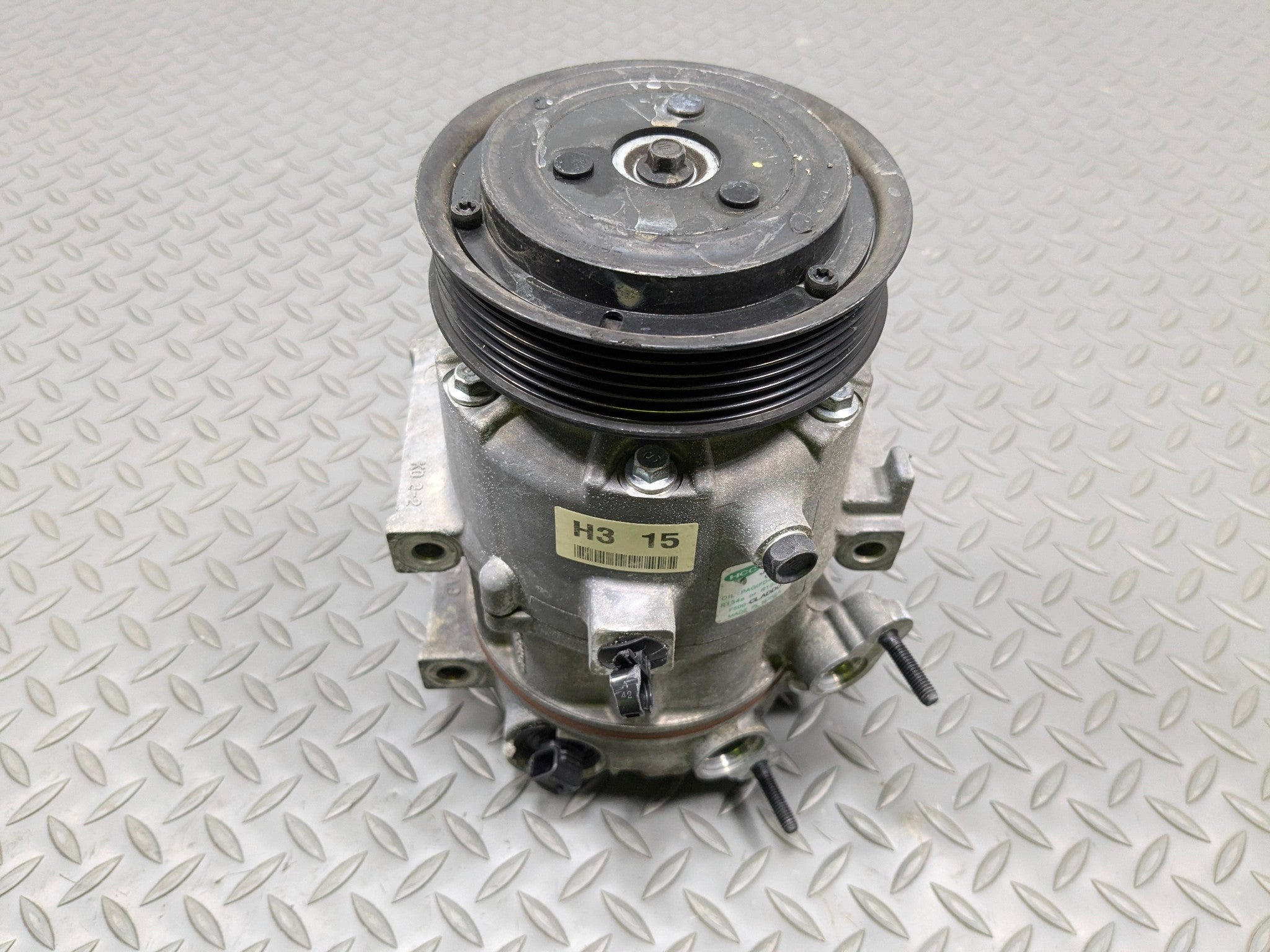 2012 - 2014 HYUNDAI AZERA OEM AC AIR CONDITIONING COMPRESSOR PUMP UNIT