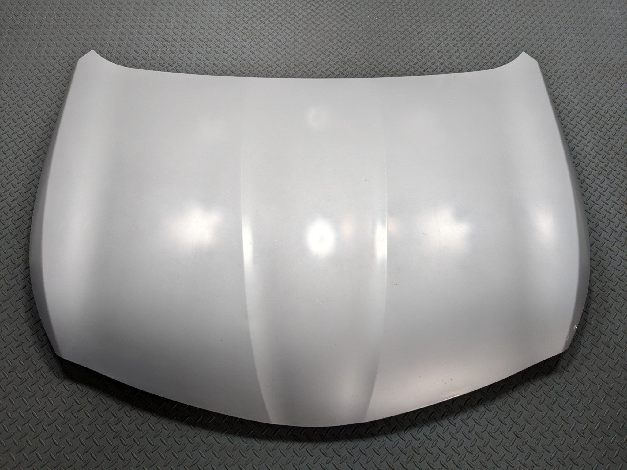 12 - 14 HYUNDAI AZERA OEM FRONT HOOD BONNET SHELL PANEL SILVER FROST METALLIC