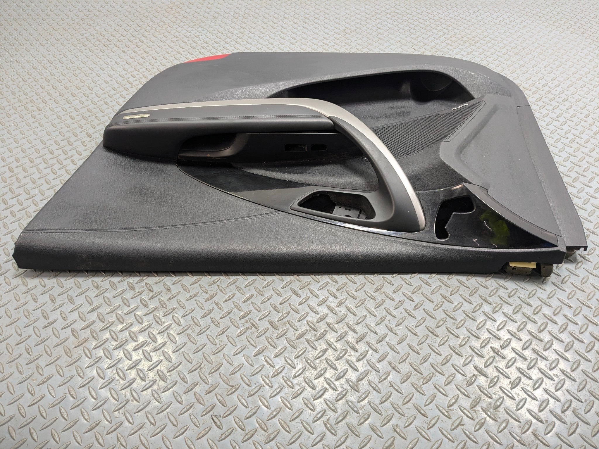 12 - 14 HYUNDAI AZERA OEM INTERIOR DOOR TRIM PANEL FRONT RIGHT PASSENGER SIDE