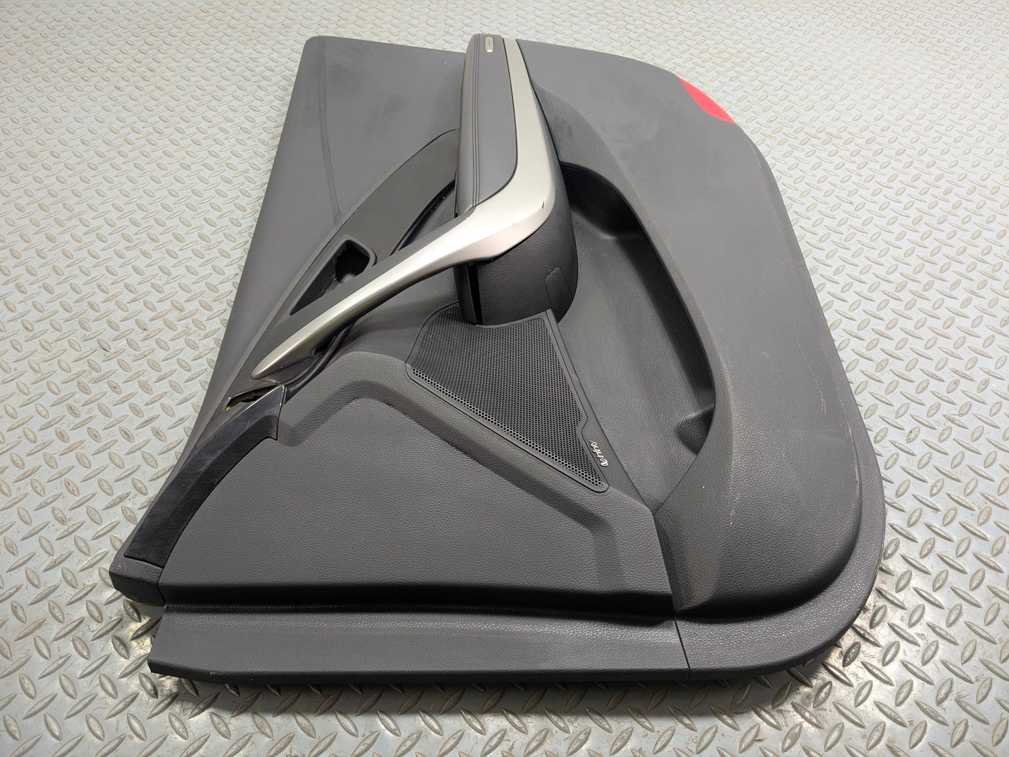 12 - 14 HYUNDAI AZERA OEM INTERIOR DOOR TRIM PANEL FRONT RIGHT PASSENGER SIDE