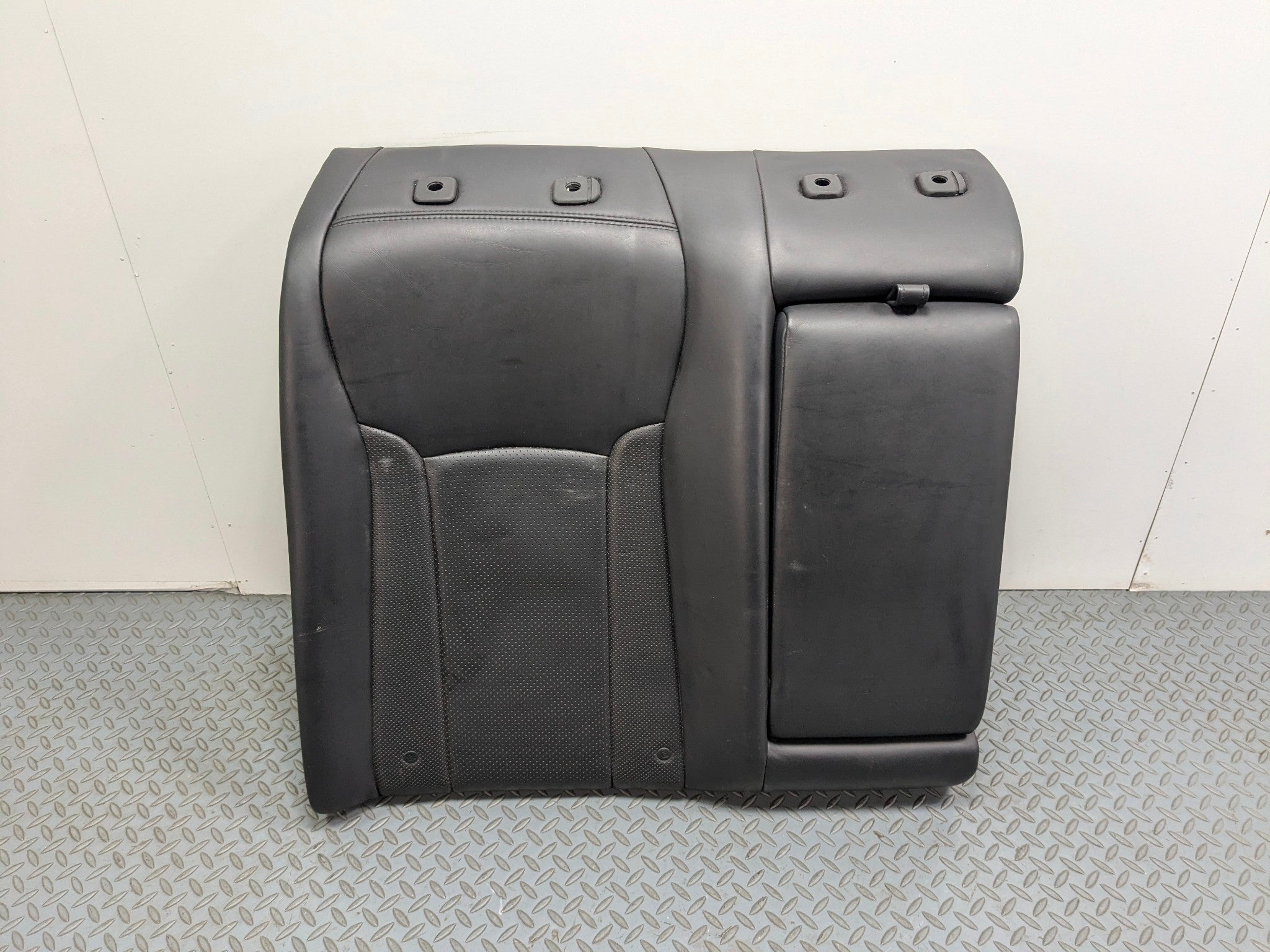 12 - 14 HYUNDAI AZERA OEM SEAT CUSHION LEATHER REAR UPPER RIGHT PASSENGER SIDE