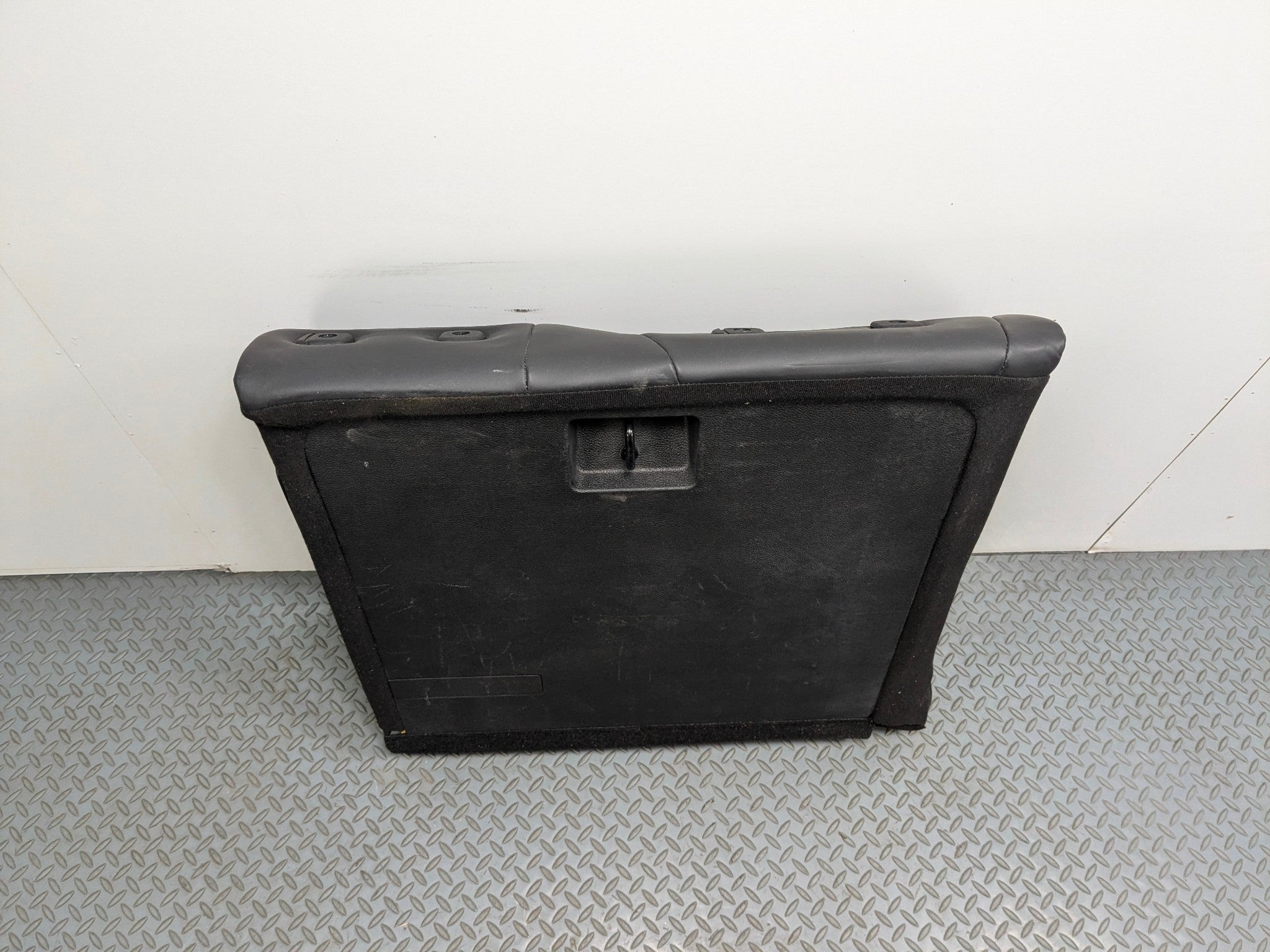 12 - 14 HYUNDAI AZERA OEM SEAT CUSHION LEATHER REAR UPPER RIGHT PASSENGER SIDE