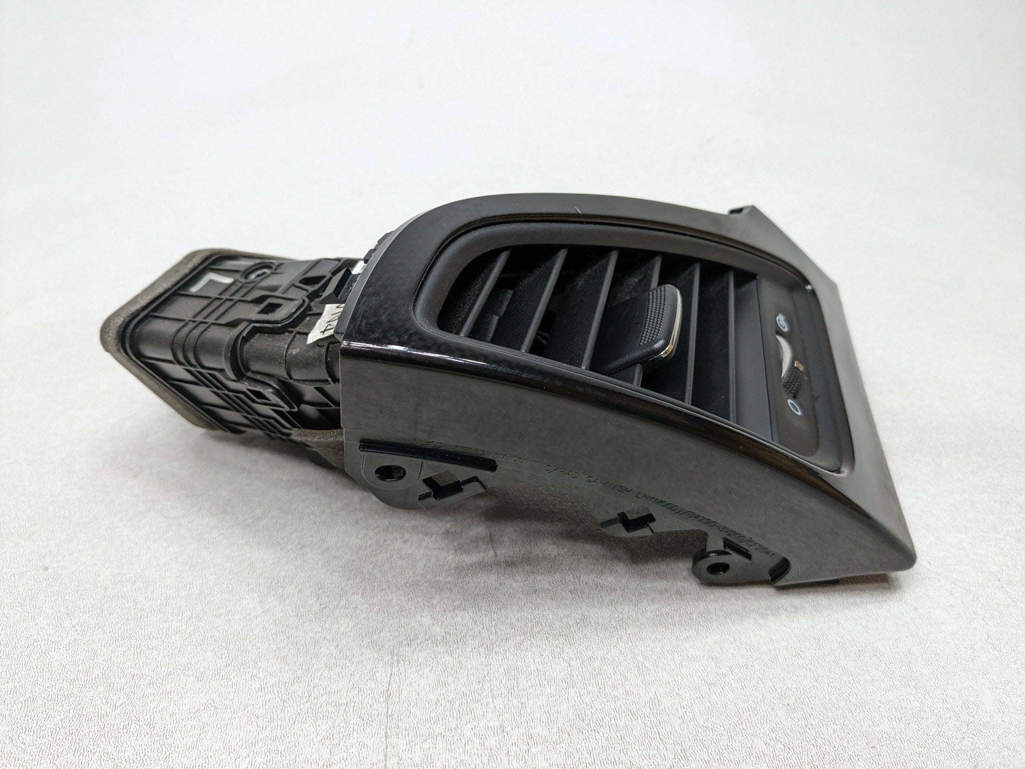 12 - 14 HYUNDAI AZERA OEM AC AIR CONDITIONING HEATER AIR VENT UNIT FRONT LEFT