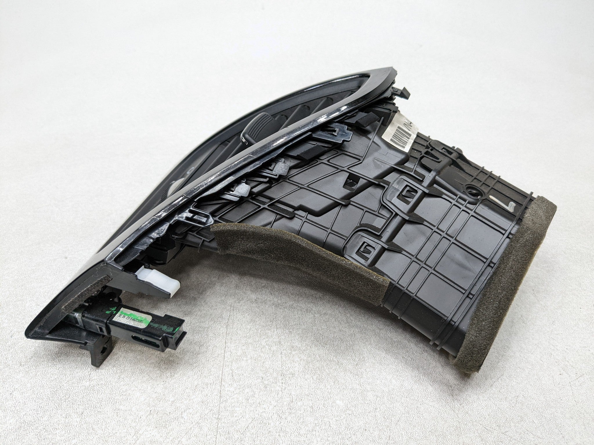 12 - 14 HYUNDAI AZERA OEM AC AIR CONDITIONING HEATER AIR VENT UNIT FRONT LEFT