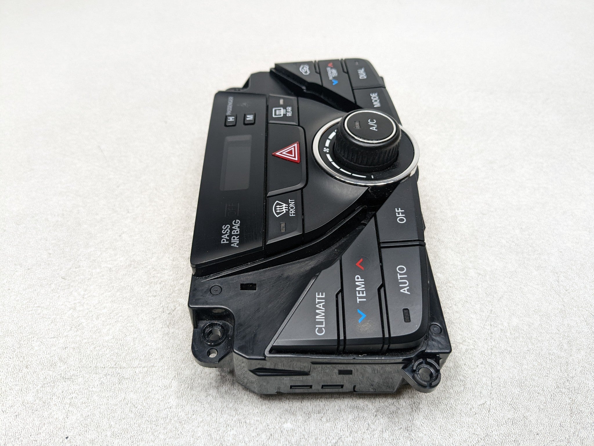 12 - 14 HYUNDAI AZERA OEM AC HEATER CLIMATE TEMPERATURE CONTROL SWITCH ASSEMBLY