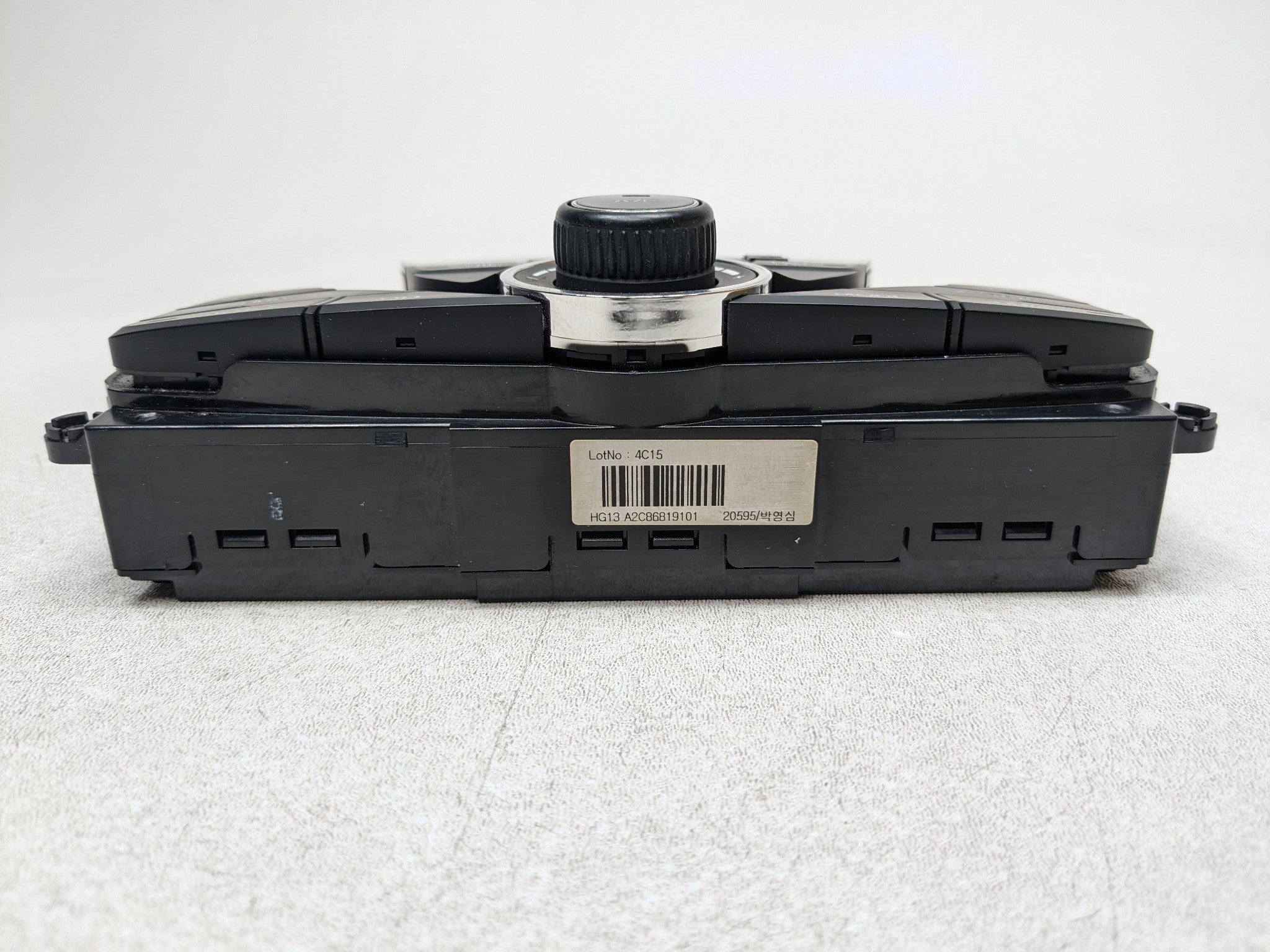 12 - 14 HYUNDAI AZERA OEM AC HEATER CLIMATE TEMPERATURE CONTROL SWITCH ASSEMBLY