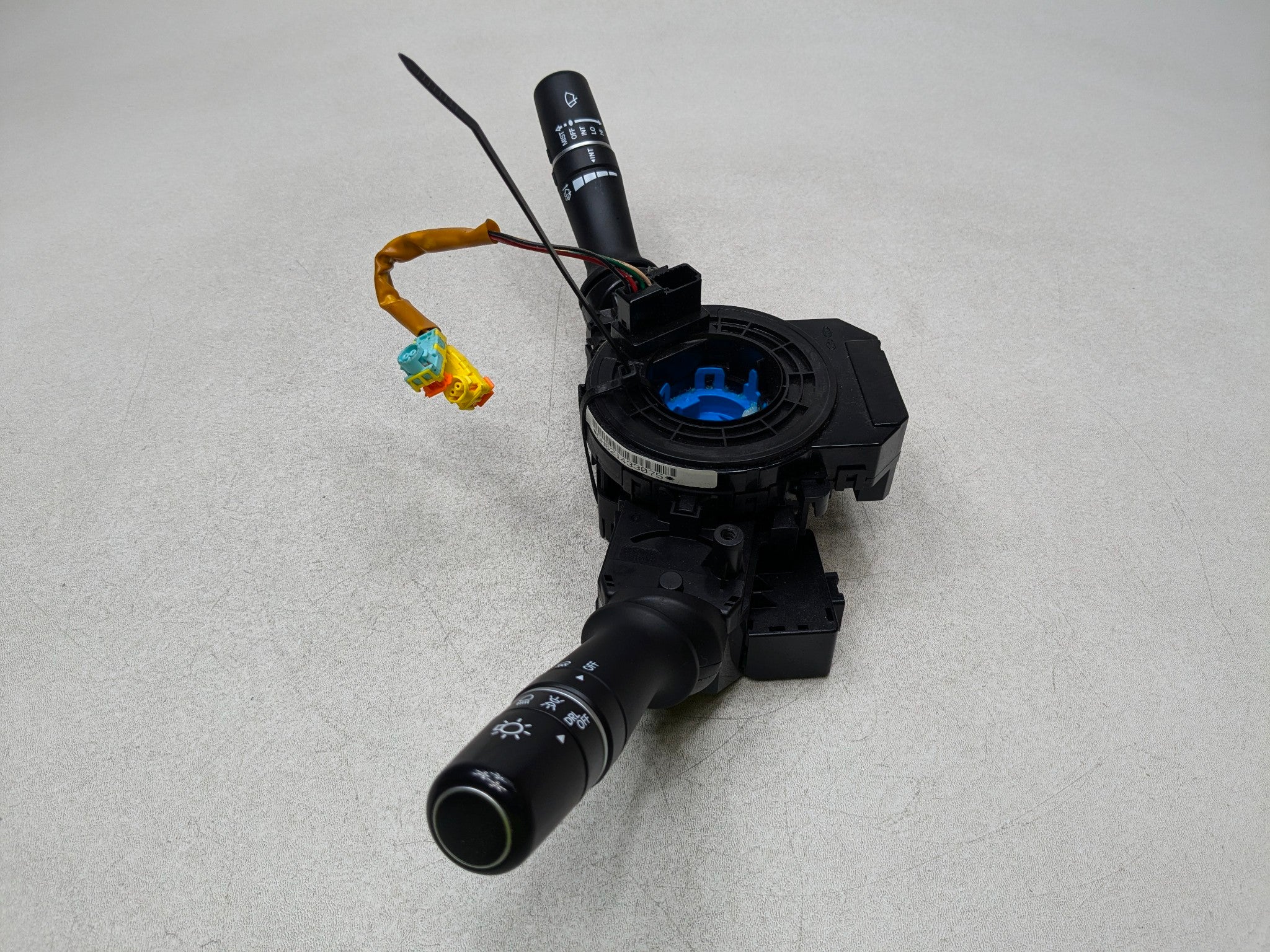 12 - 14 HYUNDAI AZERA OEM CLOCKSPRING SRS TURN SIGNAL WIPER COMBINATION SWITCH
