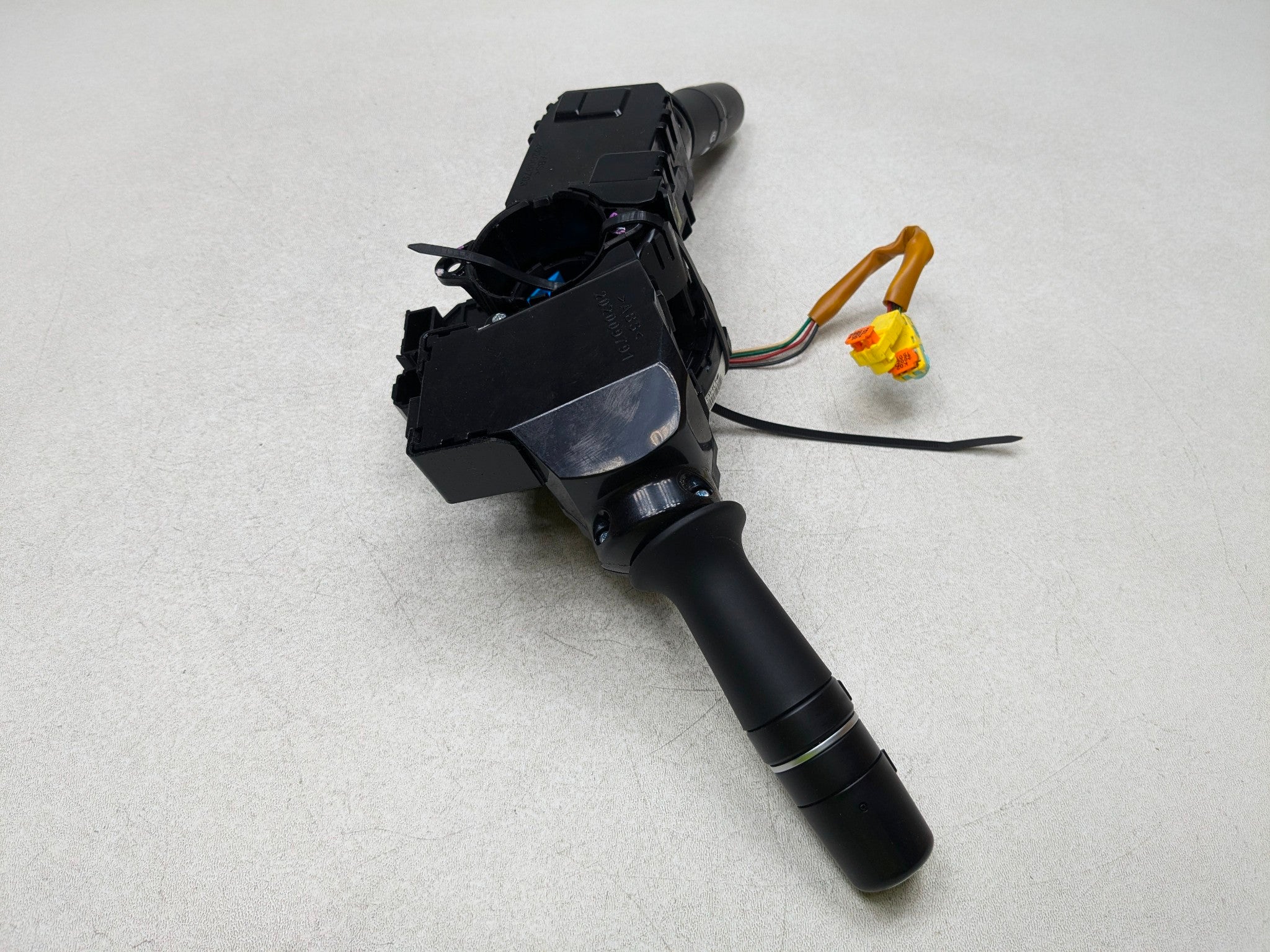 12 - 14 HYUNDAI AZERA OEM CLOCKSPRING SRS TURN SIGNAL WIPER COMBINATION SWITCH