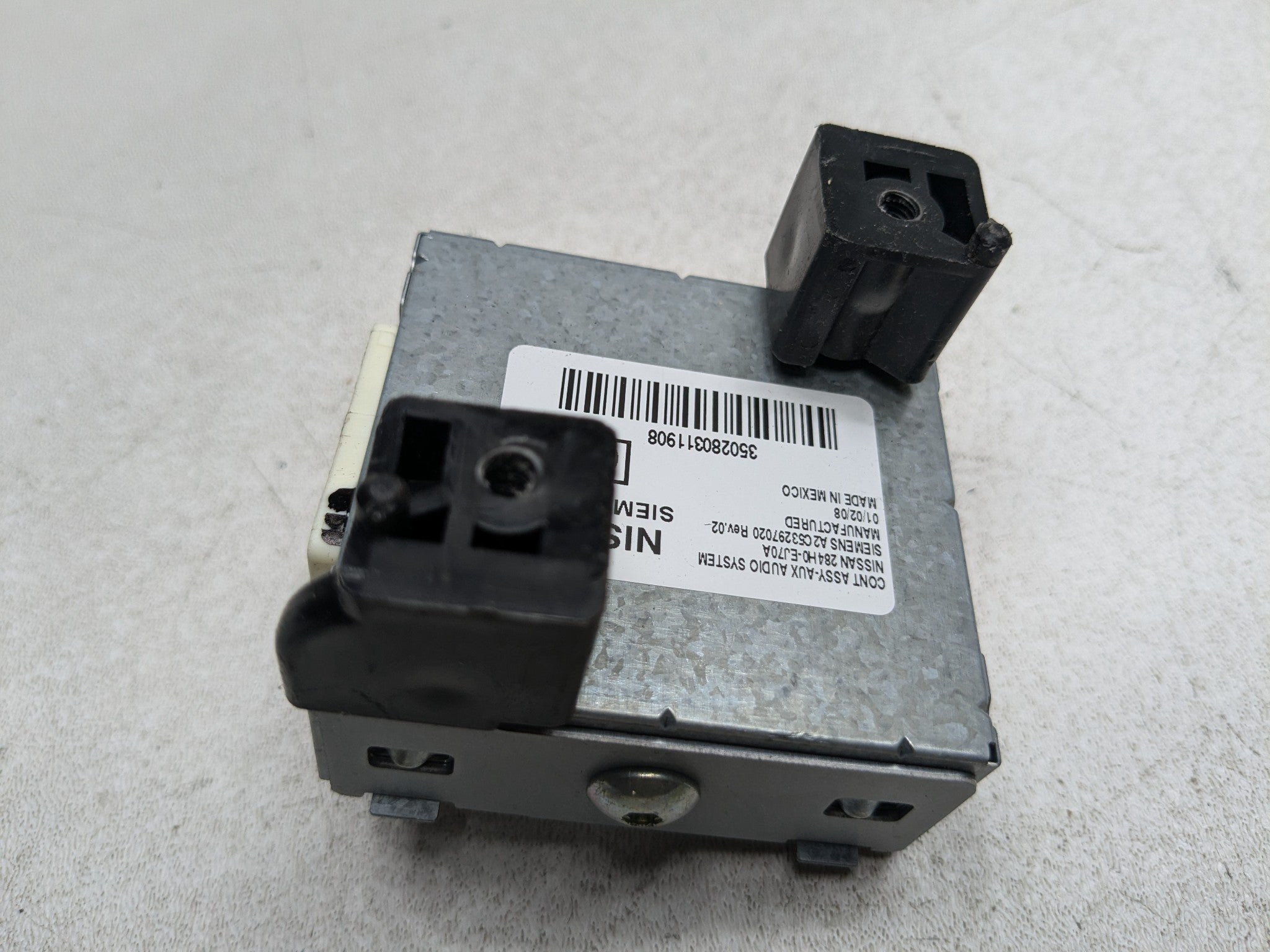 06 - 10 INFINITI M35 OEM AUX AUDIO SYSTEM COMPUTER CONTROL ADAPTER MODULE UNIT