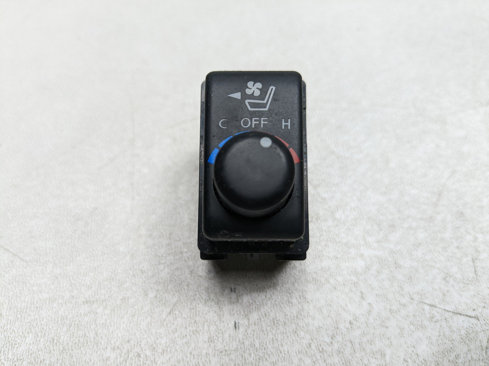 06 - 10 INFINITI M35 OEM AC HEATER TEMPERATURE CONTROL SWITCH UNIT FRONT DASH