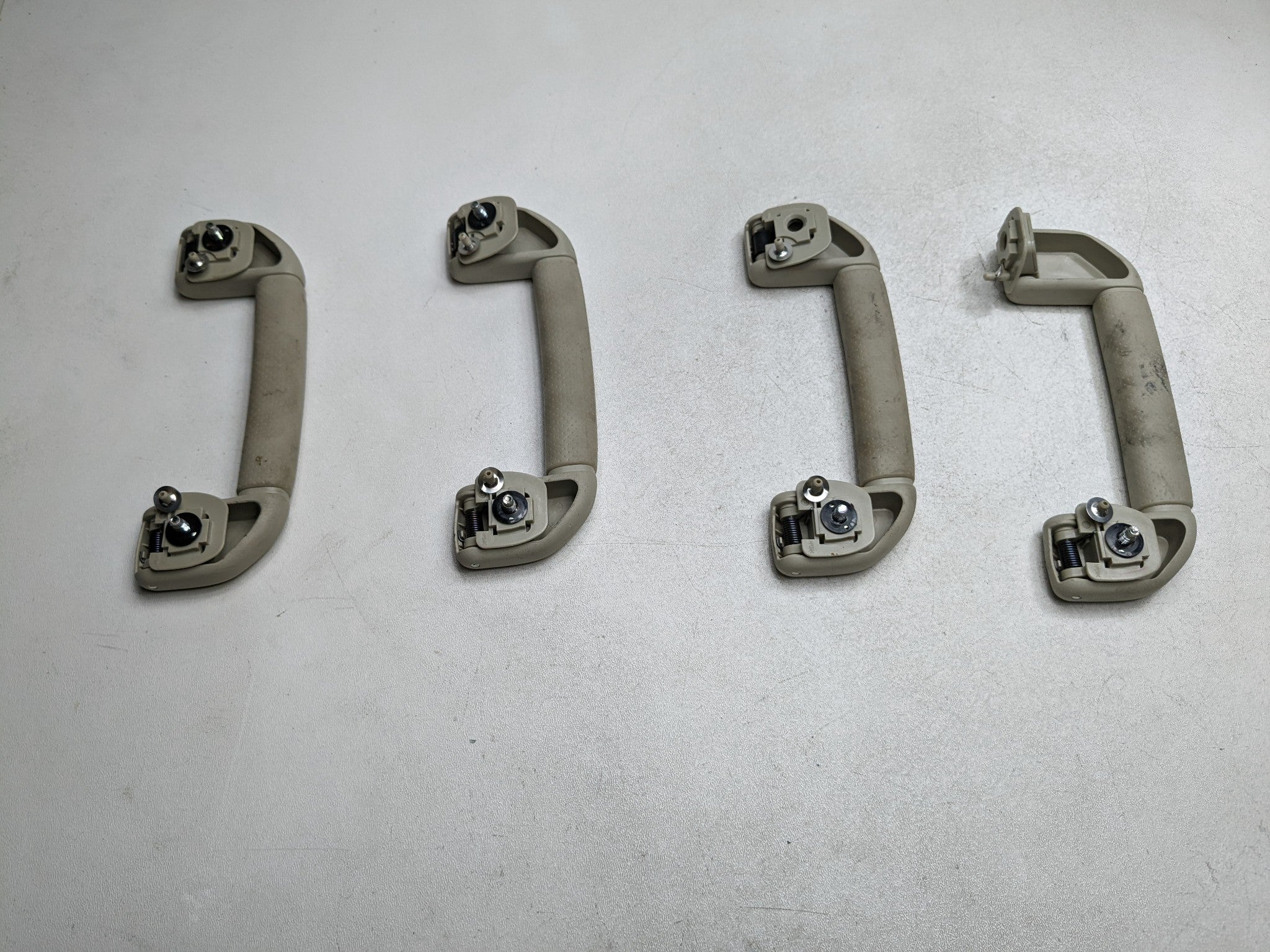 06 - 10 INFINITI M35 OEM INTERIOR GRAB BAR HANDLE SET FRONT AND REAR UPPER ROOF