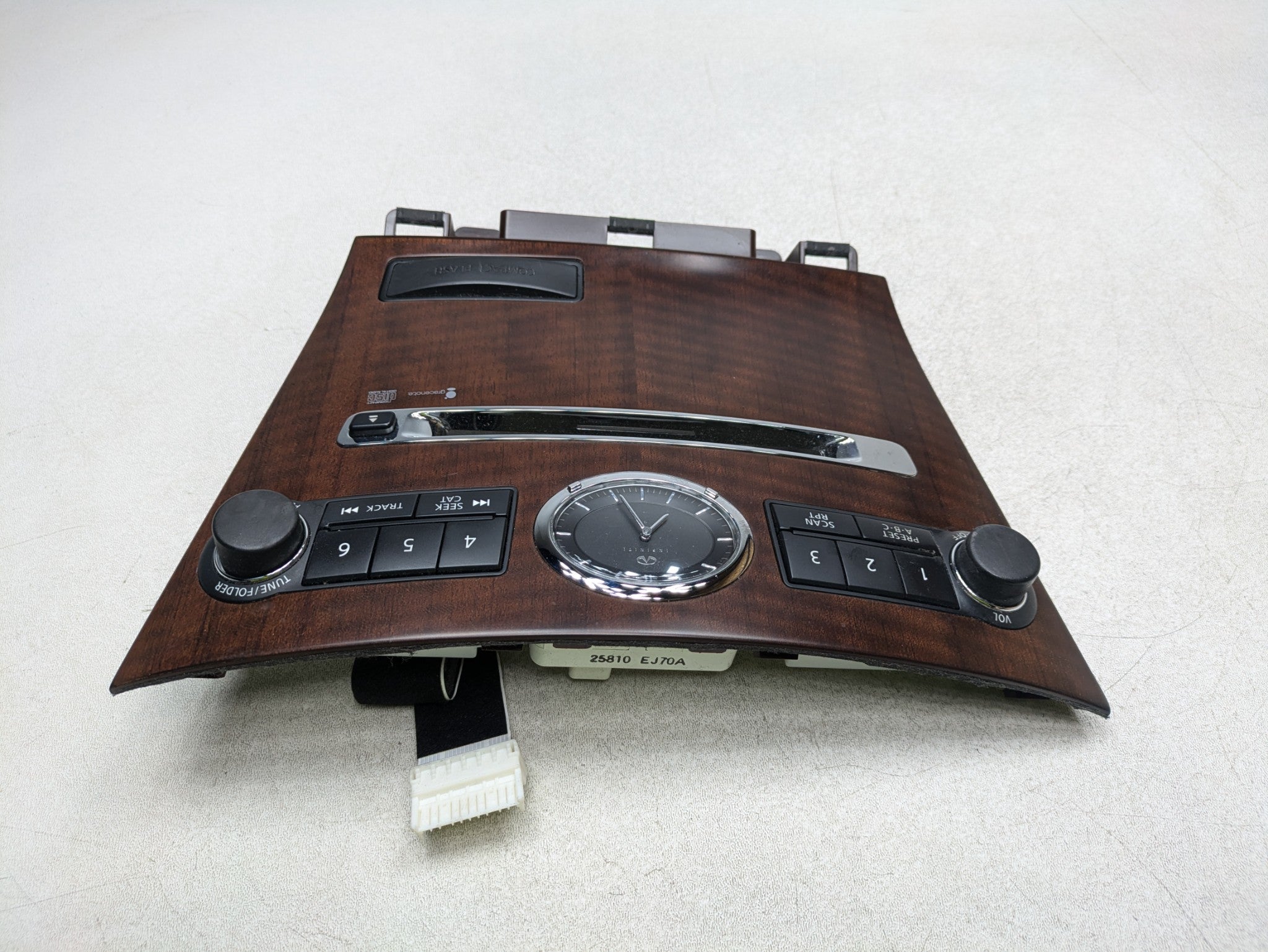 2006 - 2010 INFINITI M35 OEM AUDIO EQUIPMENT RADIO CONTROL ANALOG CLOCK PANEL