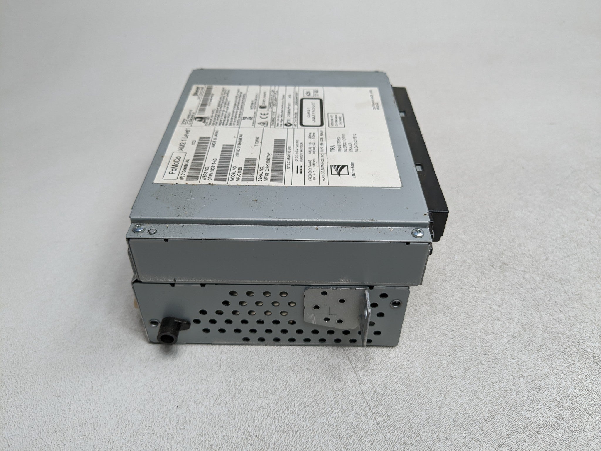 2008 - 2015 LAND ROVER LR2 OEM RADIO STEREO RECEIVER UNIT AUDIO VISUAL EQUIPMENT