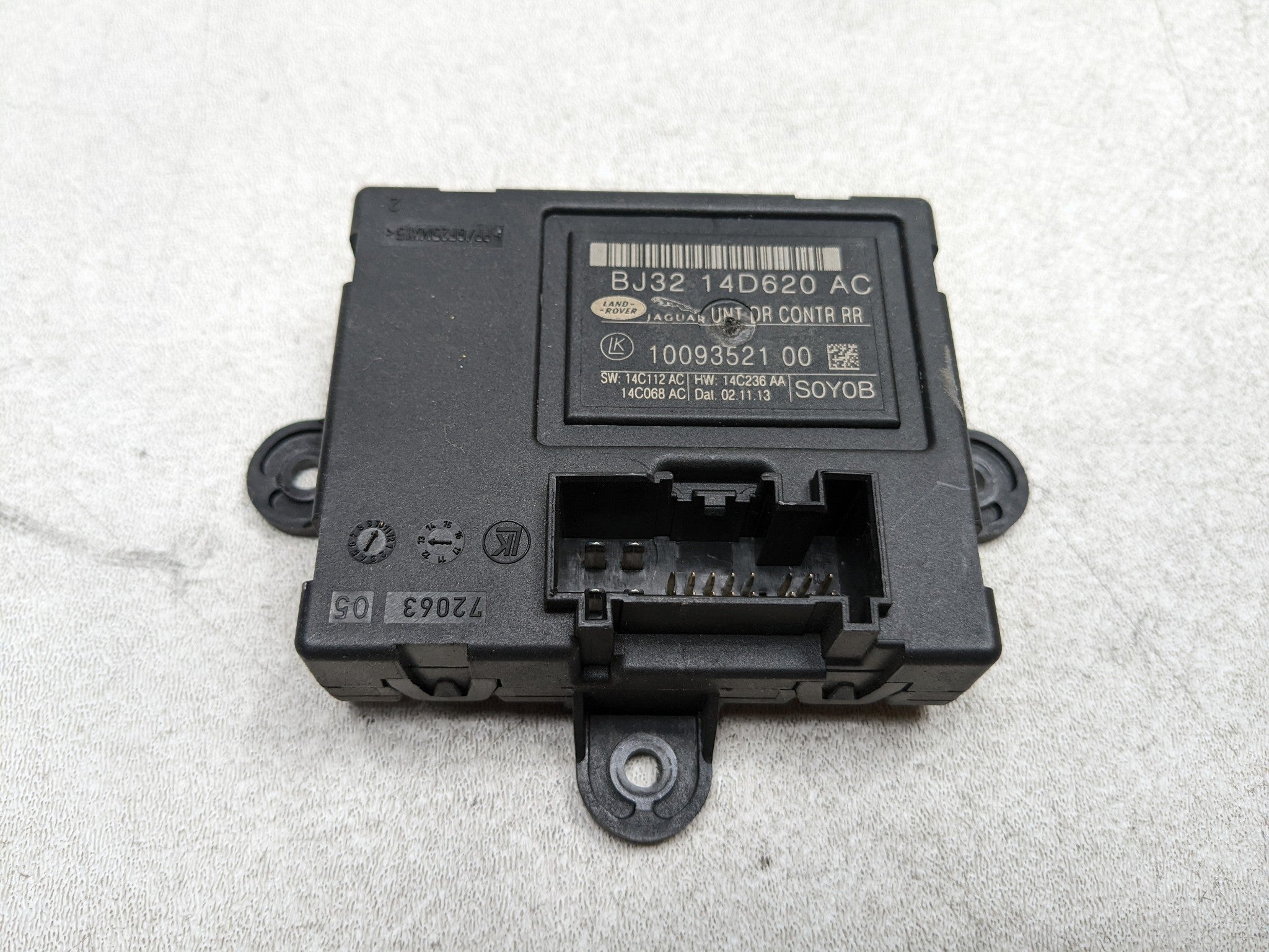 08 - 15 LAND ROVER LR2 OEM DOOR CONTROL MODULE UNIT REAR RIGHT PASSENGER SIDE