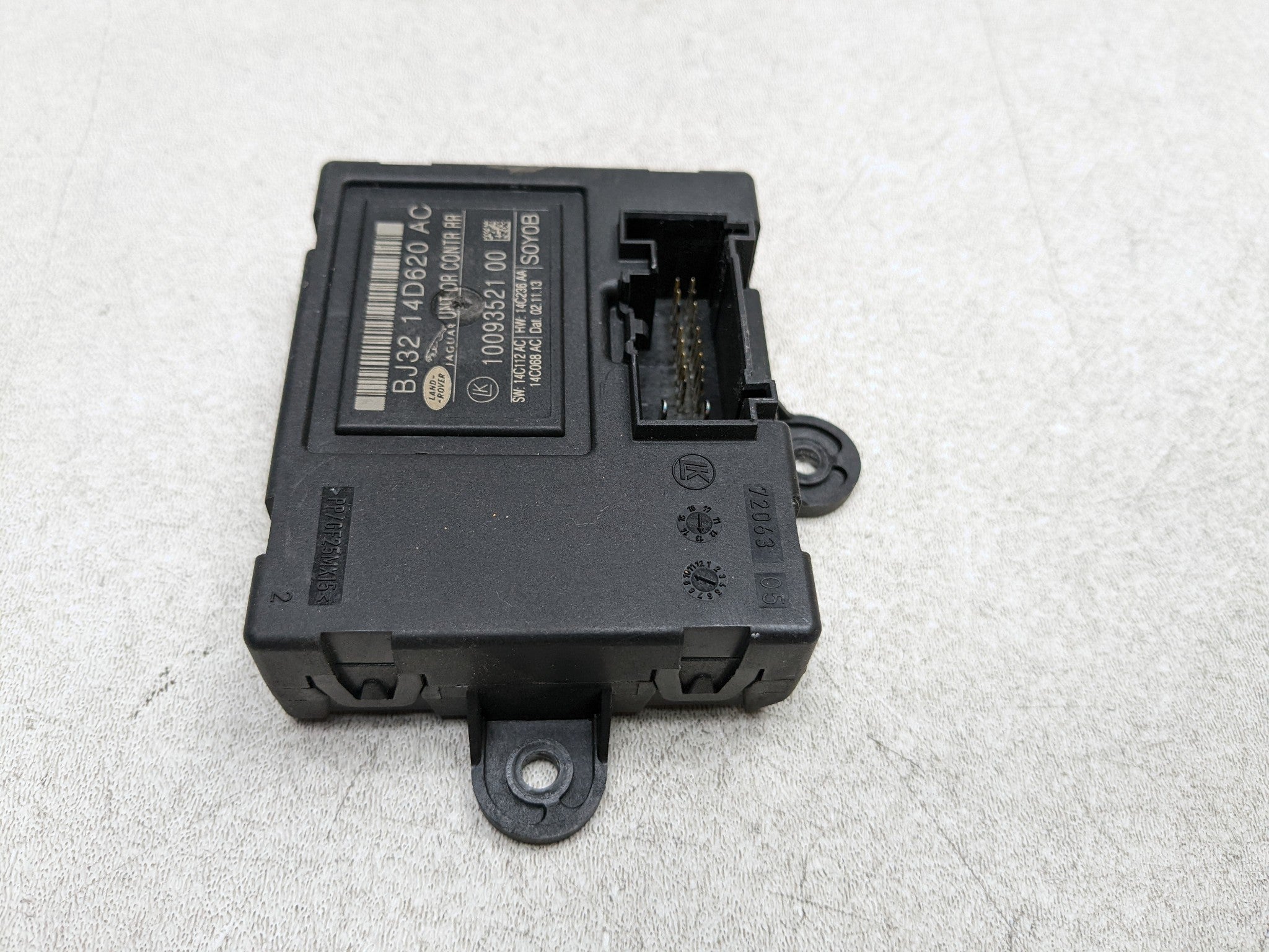 08 - 15 LAND ROVER LR2 OEM DOOR CONTROL MODULE UNIT REAR RIGHT PASSENGER SIDE