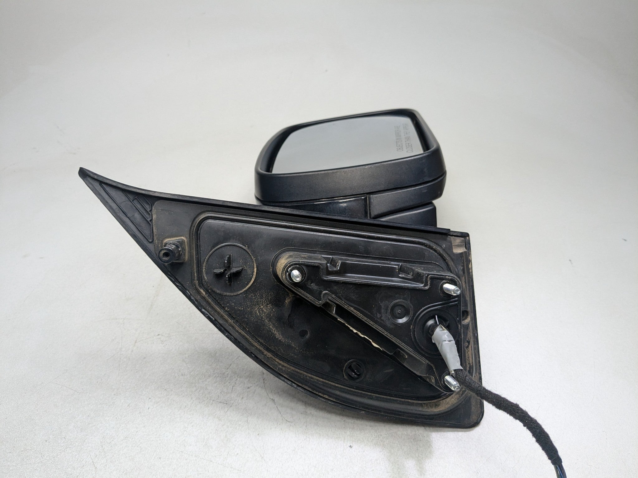 2008 - 2015 LAND ROVER LR2 OEM SIDE VIEW DOOR MIRROR FRONT RIGHT PASSENGER SIDE