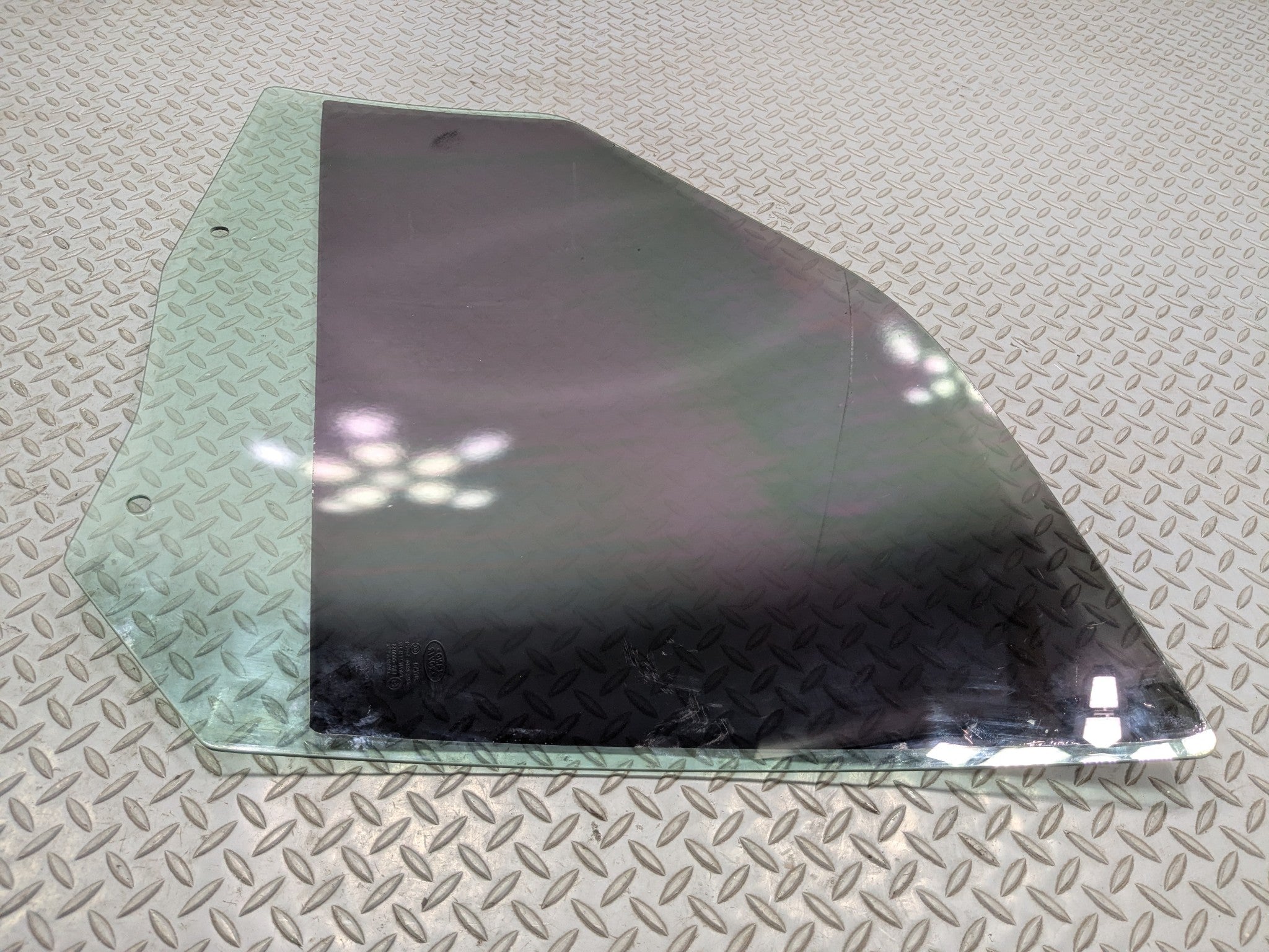 08 - 15 LAND ROVER LR2 OEM DOOR WINDOW GLASS WITH PRIVACY TINT FRONT RIGHT SIDE