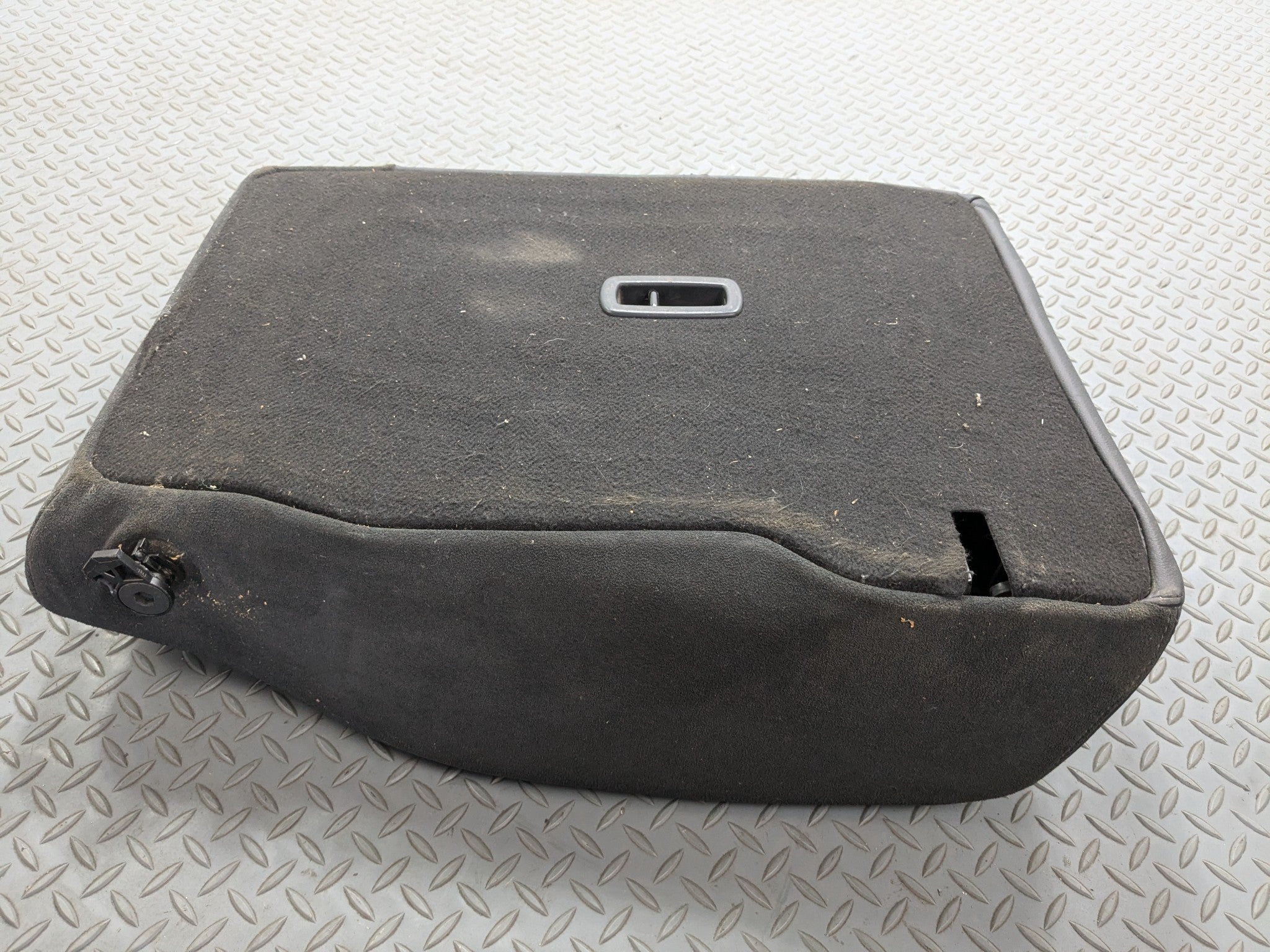 08 - 15 LAND ROVER LR2 OEM SEAT CUSHION LEATHER REAR UPPER RIGHT PASSENGER SIDE