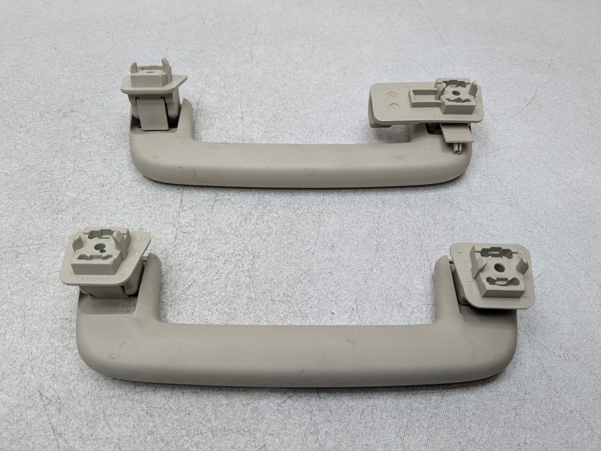 08-15 LAND ROVER LR2 OEM INTERIOR GRAB BAR HANDLE SET FRONT AND REAR UPPER ROOF