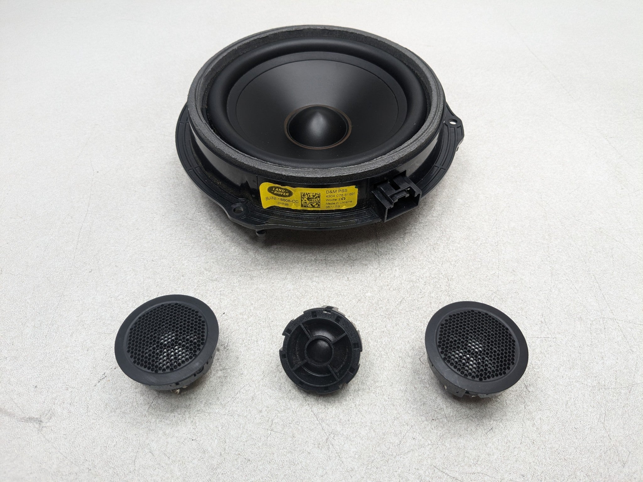 2008 - 2015 LAND ROVER LR2 OEM DOOR SPEAKER SET AUDIO SOUND SYSTEM ASSEMBLY