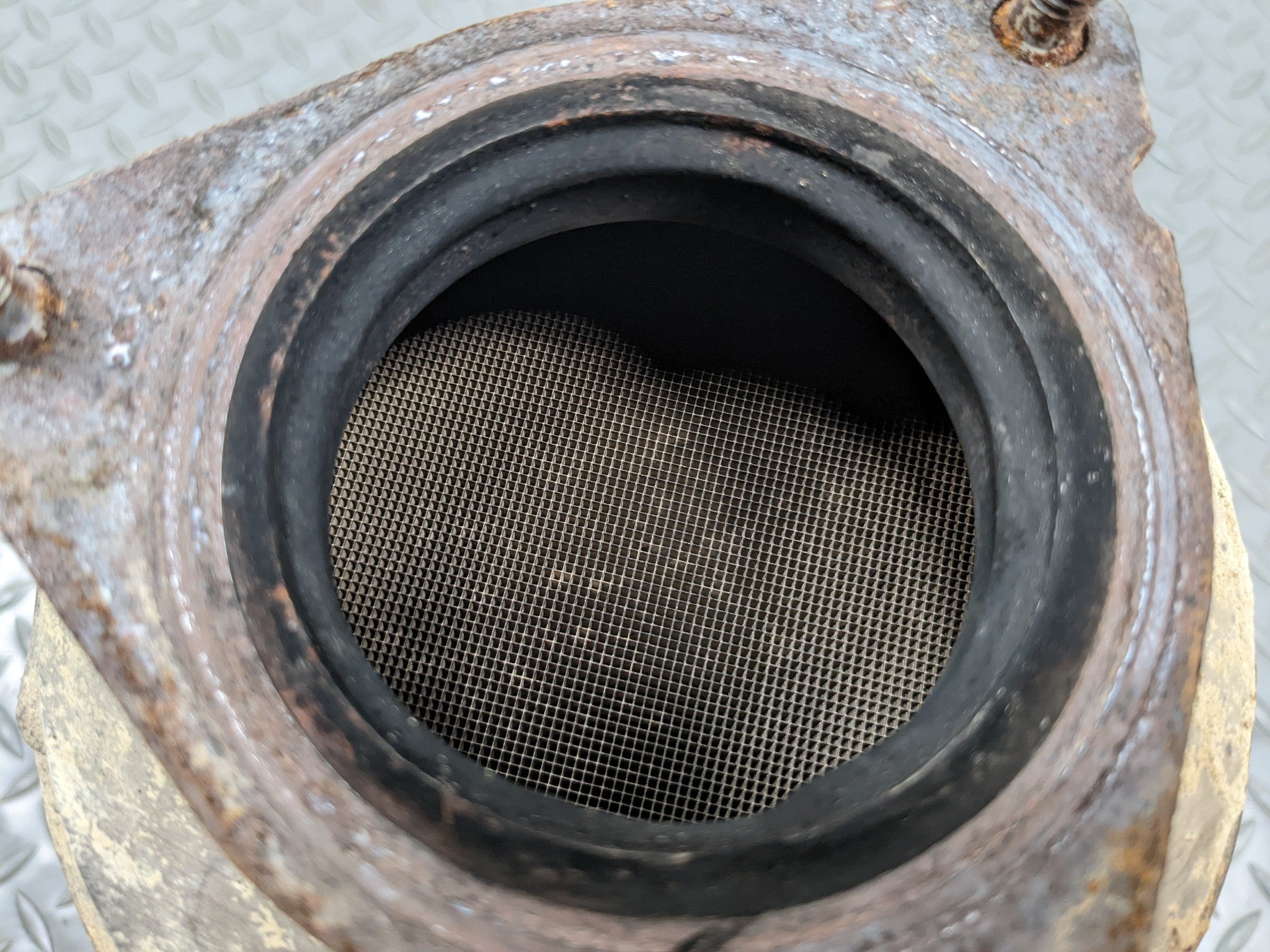 2008 - 2015 LAND ROVER LR2 OEM EXHAUST DOWNPIPE ASSEMBLY