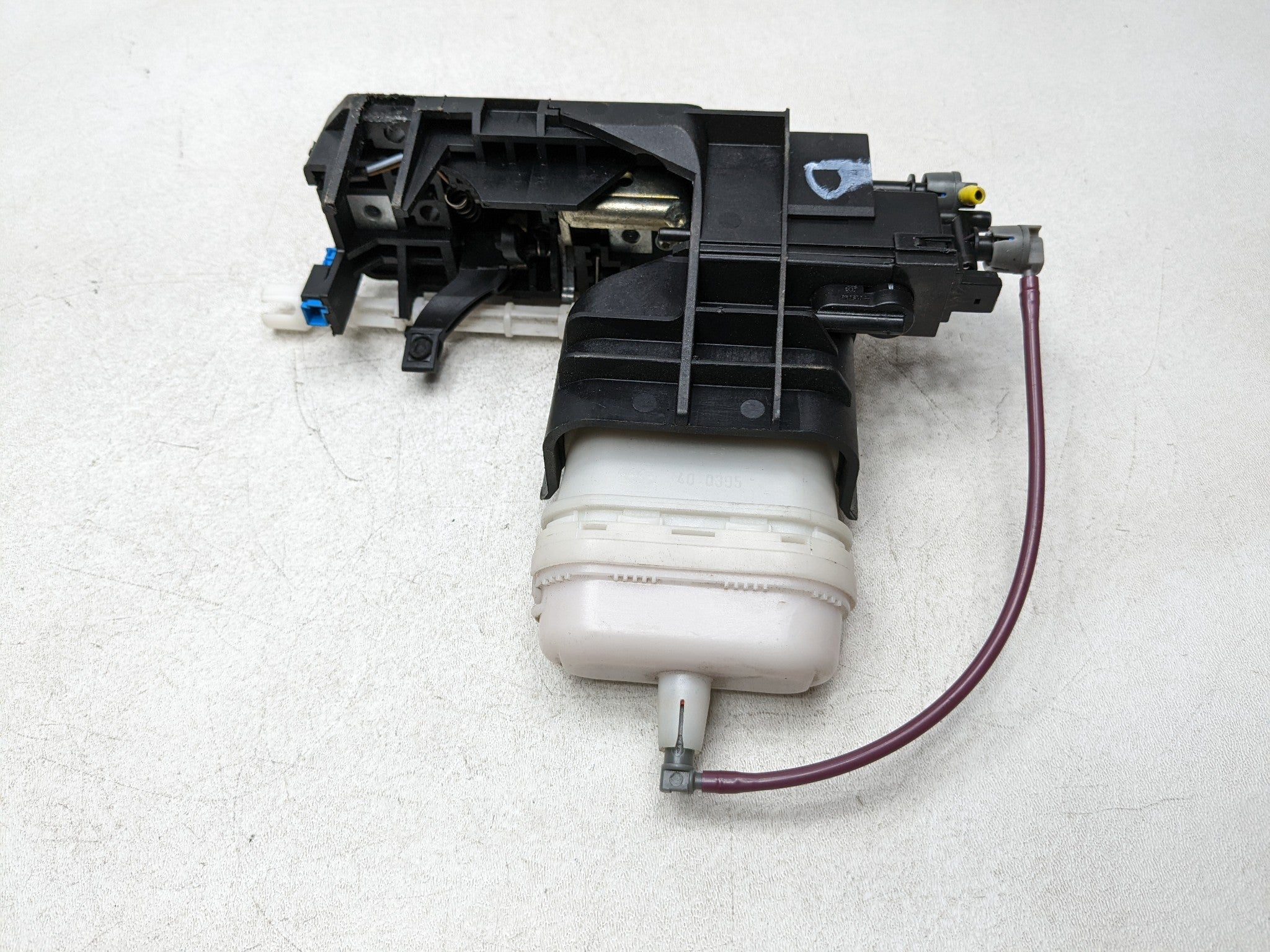 1997 - 2005 MERCEDES-BENZ S500 OEM TRUNK LID LATCH LOCK VACUUM ACTUATOR