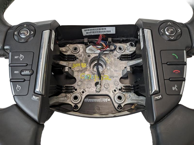 10 - 13 OEM LAND ROVER RANGE ROVER SPORT STEERING WHEEL WITH SWITCHES ASSEMBLY