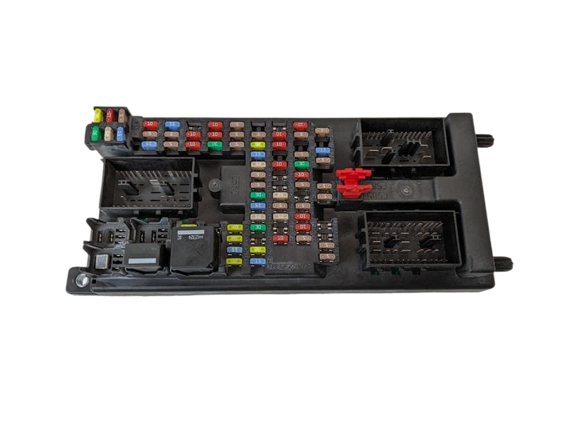 10 - 13 OEM LR RANGE ROVER SPORT FRONT ENGINE BAY FUSE RELAY JUNCTION BOX