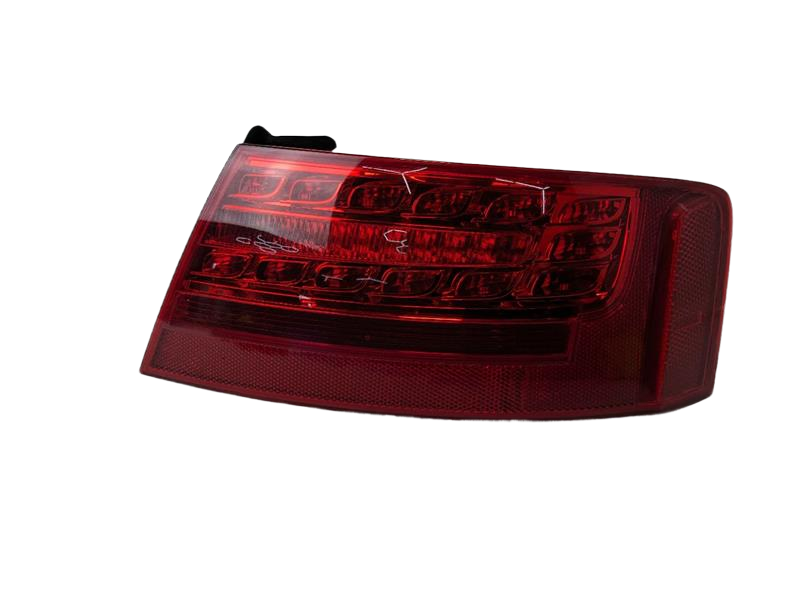 2008 - 2012 OEM AUDI A5 REAR RIGHT SIDE OUTER TAIL LIGHT ASSEMBLY