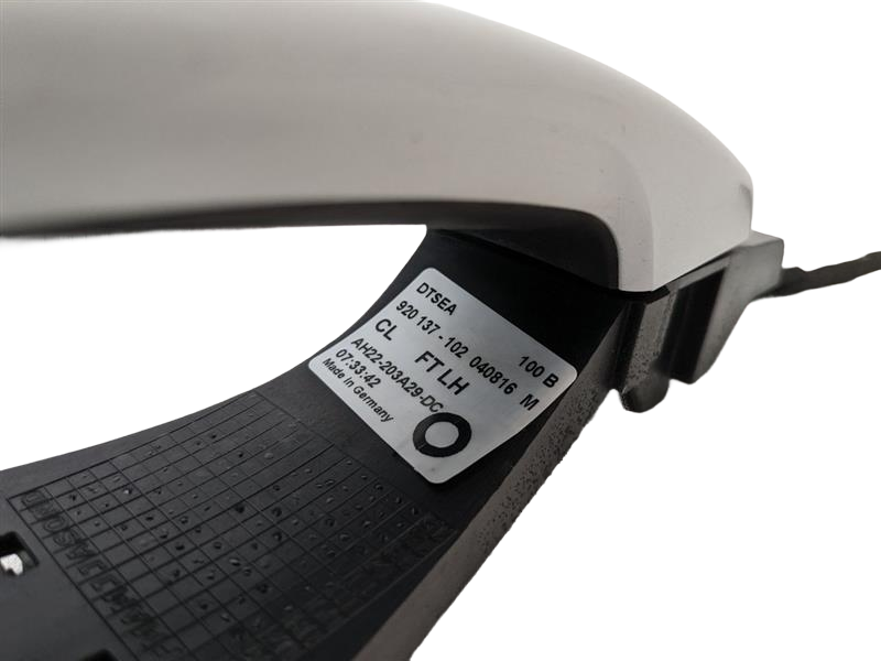 2014 - 2016 OEM LAND ROVER LR4 FRONT LEFT DRIVER SIDE EXTERIOR DOOR HANDLE