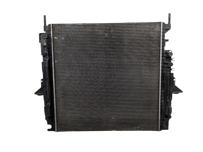 2014 - 2016 OEM LAND ROVER LR4 WATER COOLANT RADIATOR ASSEMBLY