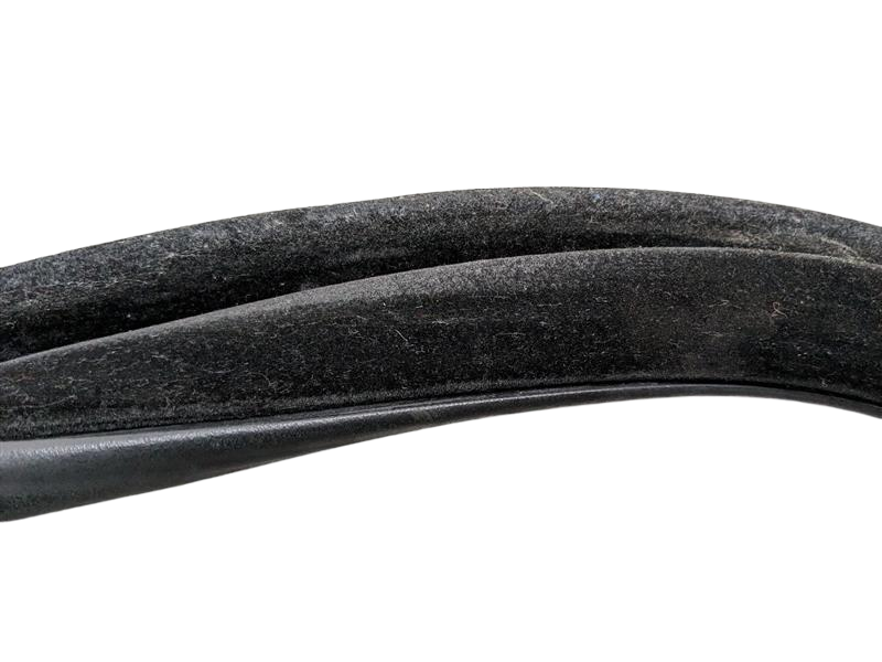 2014 - 2016 OEM LAND ROVER LR4 REAR LEFT SIDE DOOR SEAL WEATHERSTRIP RUBBER