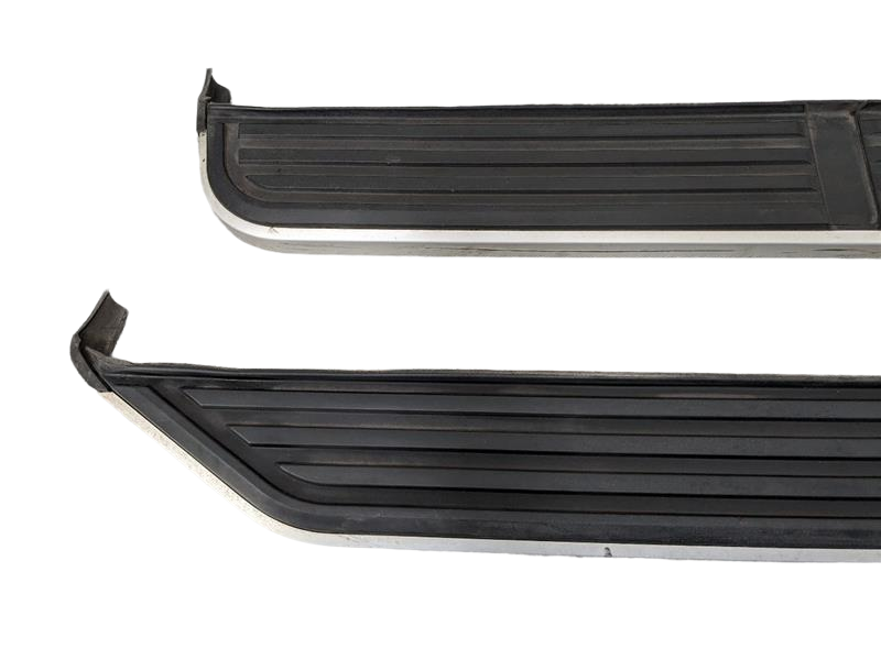 14 - 16 OEM LAND ROVER LR4 LEFT AND RIGHT SIDE RUNNING BOARD STEP PAD ASSEMBLY
