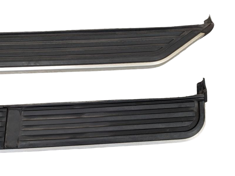 14 - 16 OEM LAND ROVER LR4 LEFT AND RIGHT SIDE RUNNING BOARD STEP PAD ASSEMBLY