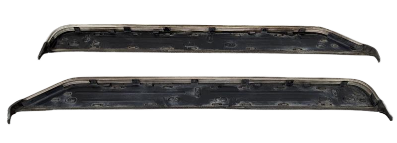 14 - 16 OEM LAND ROVER LR4 LEFT AND RIGHT SIDE RUNNING BOARD STEP PAD ASSEMBLY