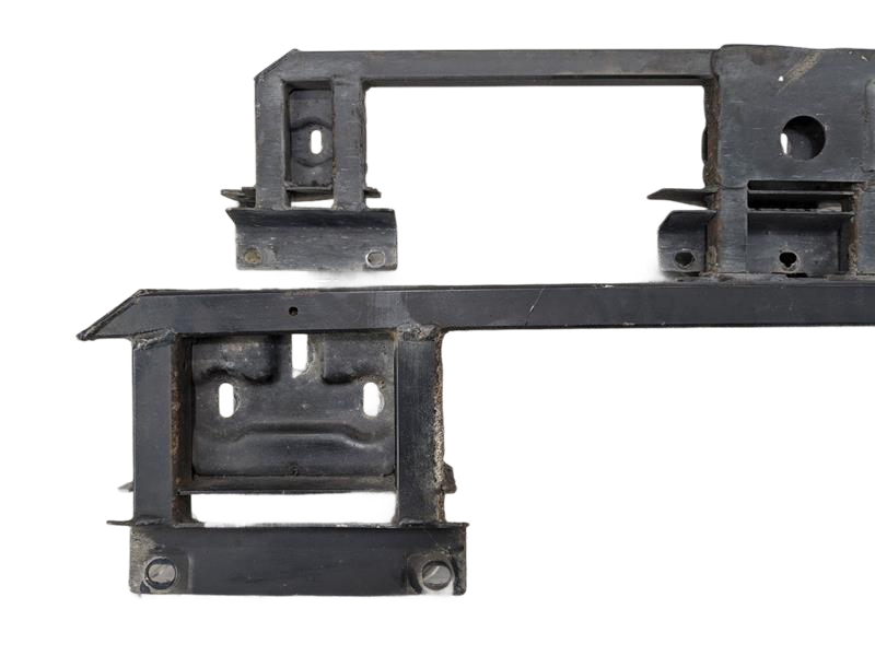 14 - 16 OEM LAND ROVER LR4 LEFT AND RIGHT SIDE RUNNING BOARD MOUNT BRACKET SET