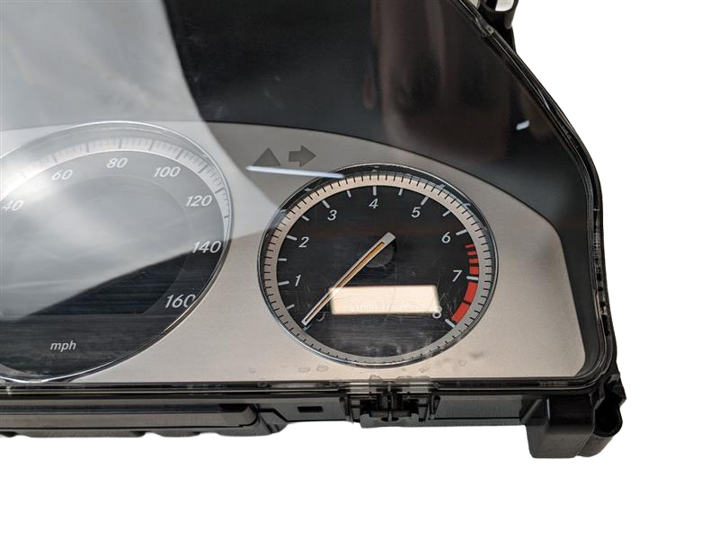 2008 - 2015 OEM MERCEDES BENZ C300 INSTRUMENT CLUSTER GAUGE SPEEDOMETER