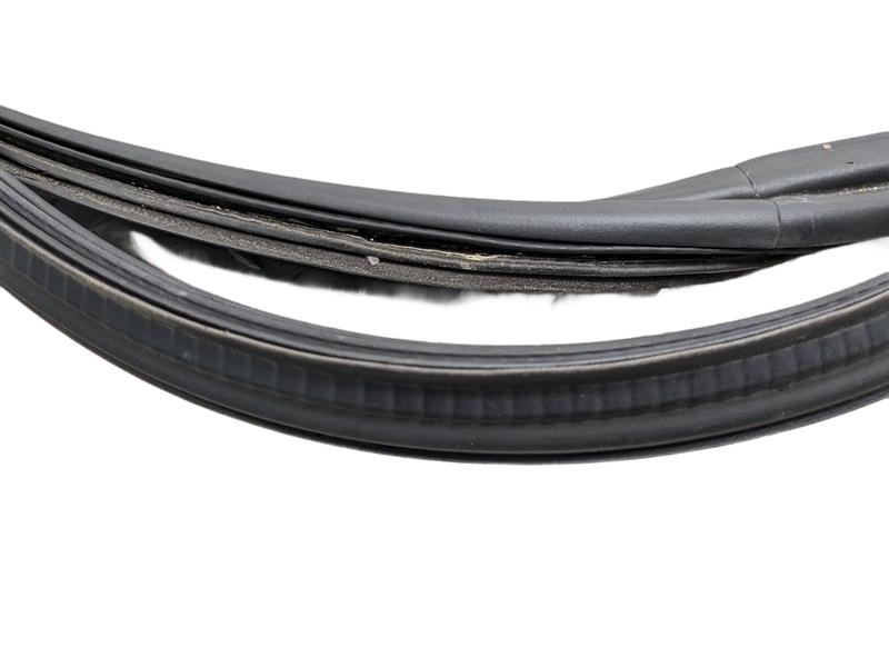 2008 - 2015 OEM MERCEDES BENZ C300 REAR TAILGATE TRUNK LID WEATHERSTRIP RUBBER