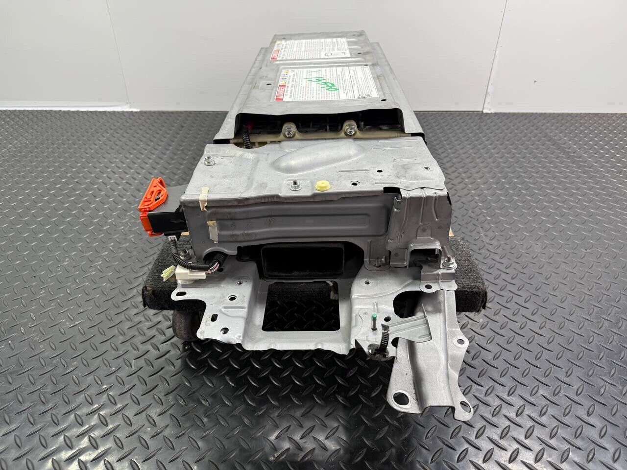 10 - 15 OEM TOYOTA PRIUS AND CT200H HYBRID BATTERY ASSEMBLY US SPEC 1.8 LEXUS