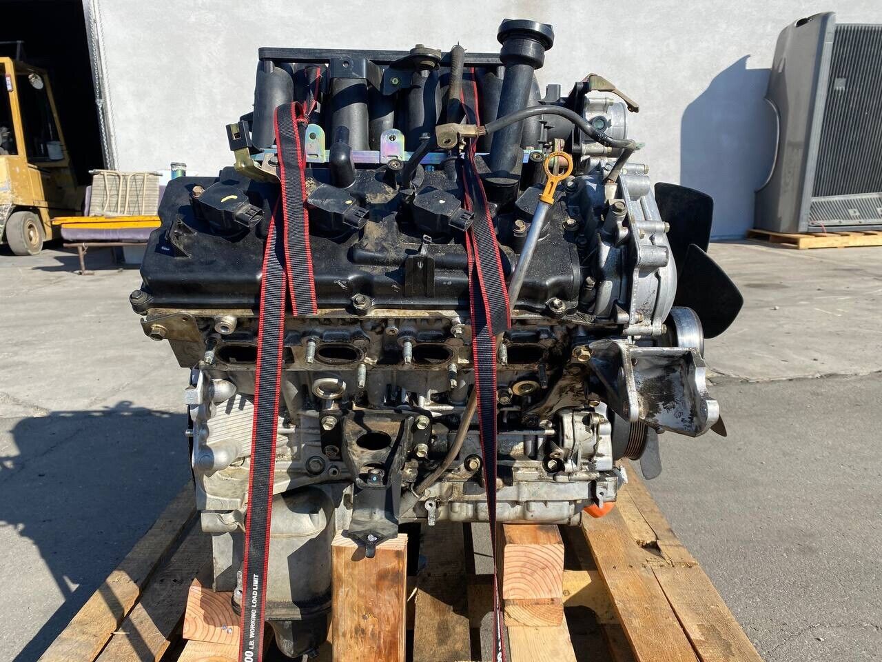 2005 - 2006 NISSAN ARMADA TITAN QX56 VK56DE 5.6L  V8 ENGINE MOTOR ASSEMBLY OEM