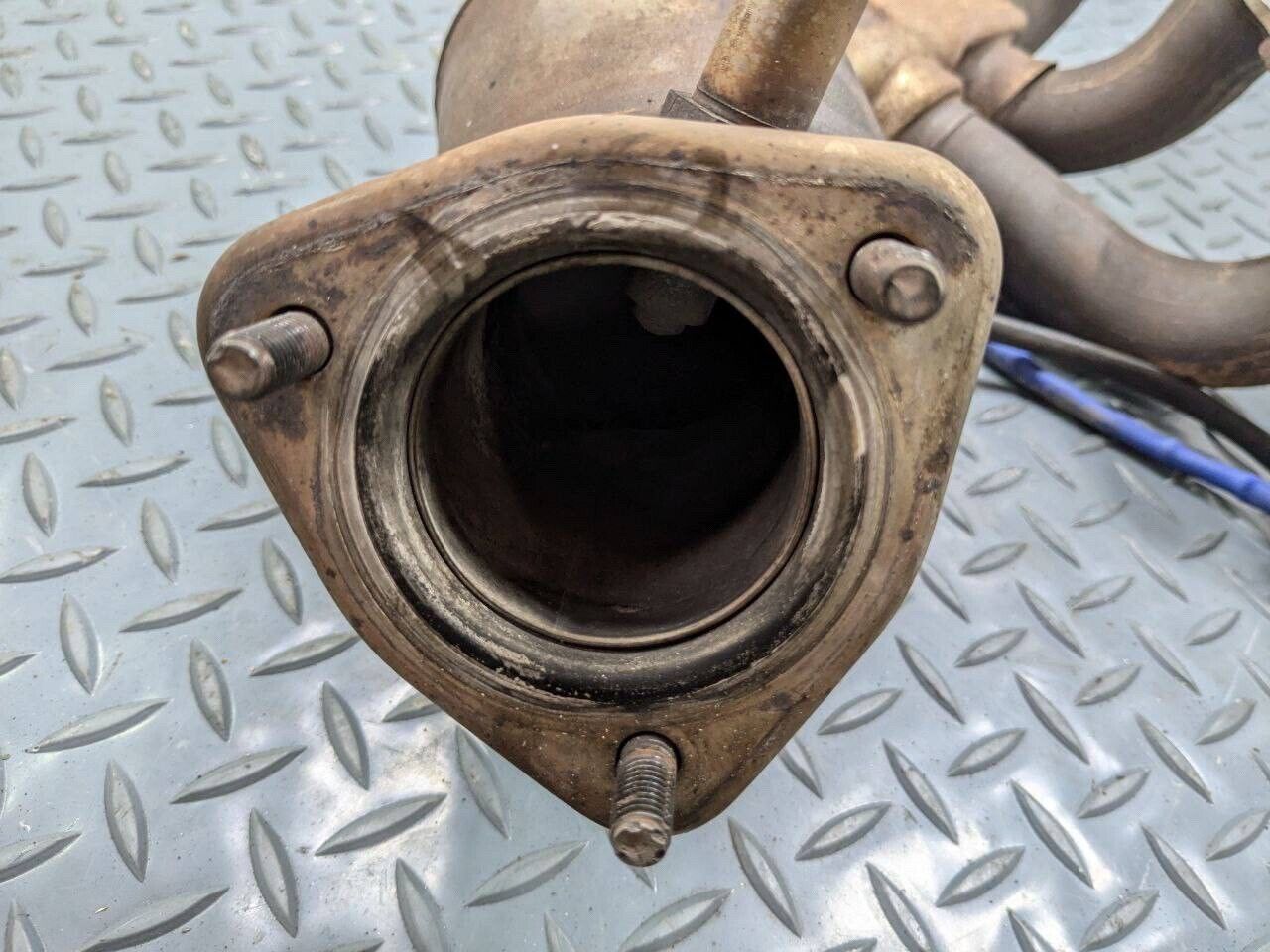 2006 - 2008 PORSCHE 987 CAYMAN S 3.4L RIGHT PASSENGER EXHAUST MANIFOLD DOWNPIPE