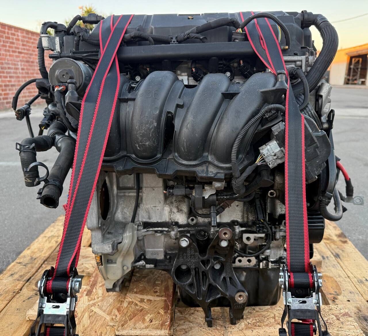 2011 - 2013 BMW MINI COOPER CLUBMAN BASE N16 1.6L ENGINE MOTOR ASSEMBLY OEM R56