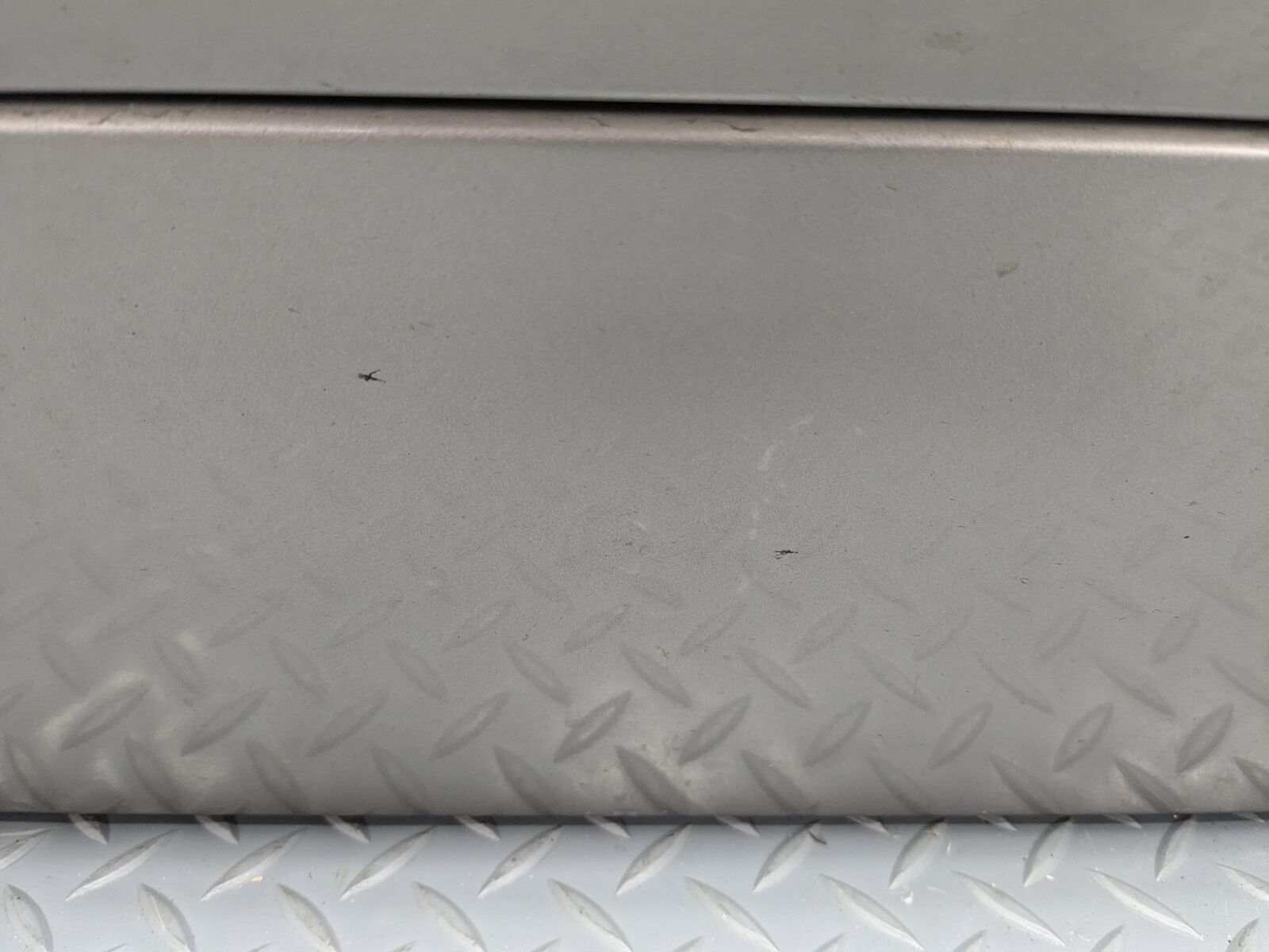 2004 - 2006 OEM MERCEDES-BENZ C230 FRONT RIGHT PASSENGER SIDE DOOR SHELL PANEL