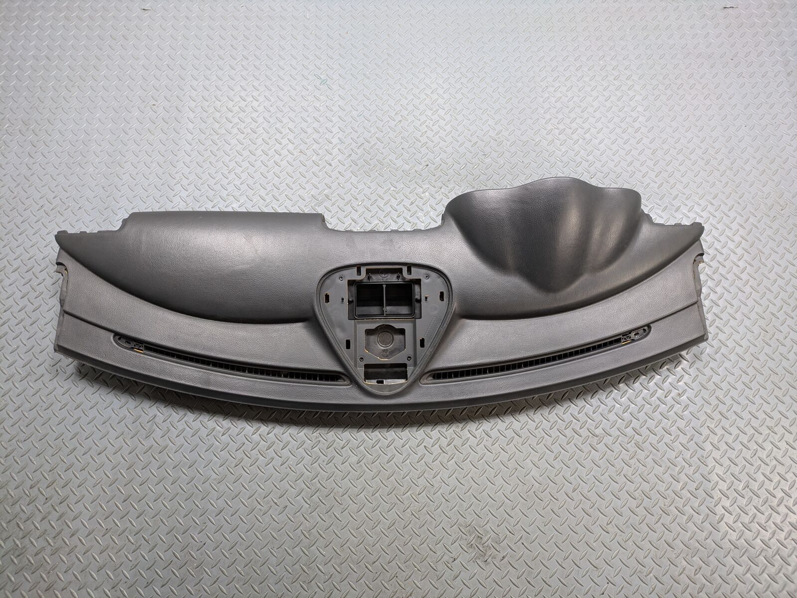 2004 - 2006 OEM MERCEDES-BENZ C230 FRONT DASHBOARD DASH PANEL ASSEMBLY