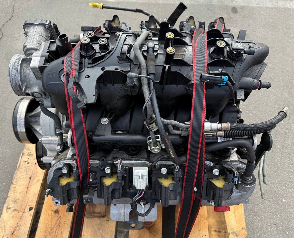 2003 - 2004 CADILLAC ESCALADE YUKON OEM 5.3L ENGINE MOTOR ASSEMBLY - 78K MILES!
