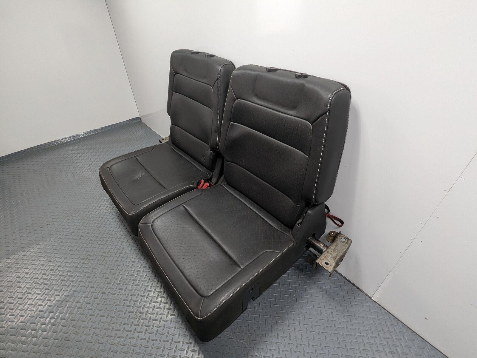 2009 - 2012 OEM FORD FLEX REAR LEFT SIDE 2ND ROW SEAT ASSEMBLY LEATHER BLACK