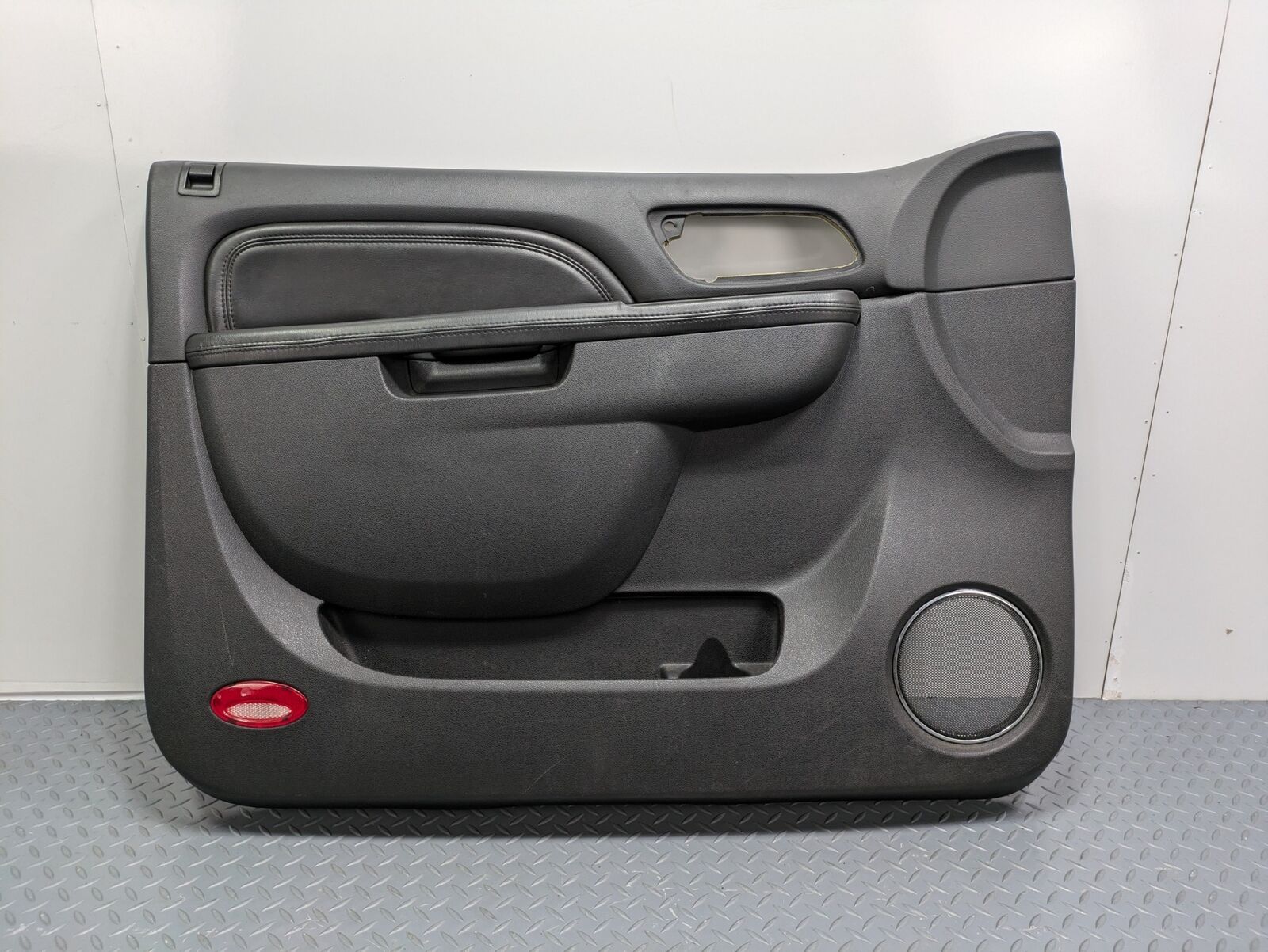 2010 - 2014 OEM CADILLAC ESCALADE ESV FRONT LEFT AND RIGHT DOOR TRIM PANEL