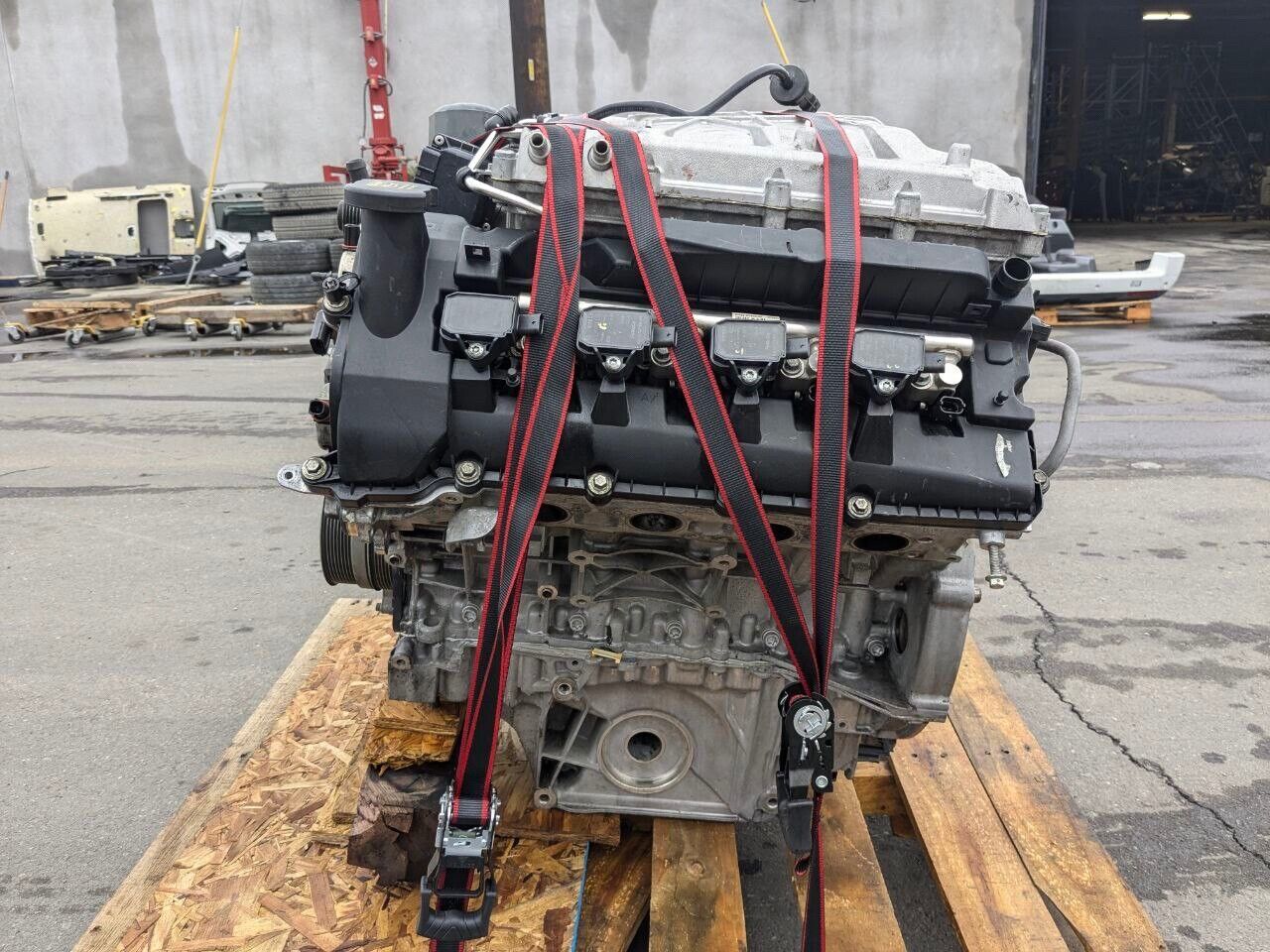 2010 - 2012 Land Rover Range Rover Engine Motor OEM 5.0L SUPERCHARGED L322