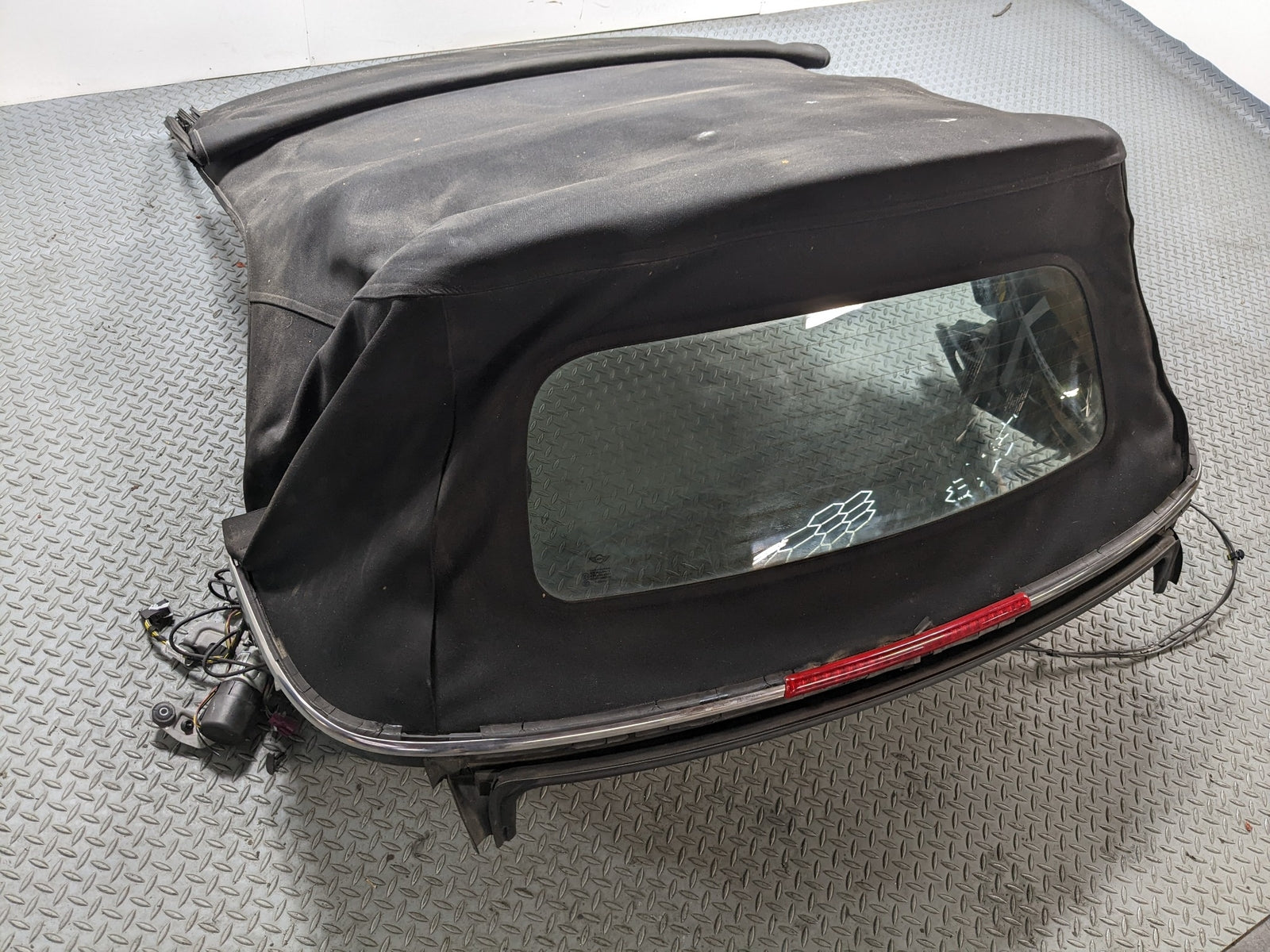 11 - 13 MINI COOPER OEM CONVERTIBLE FOLDING ROOF WITH GLASS ASSEMBLY BLACK CLOTH